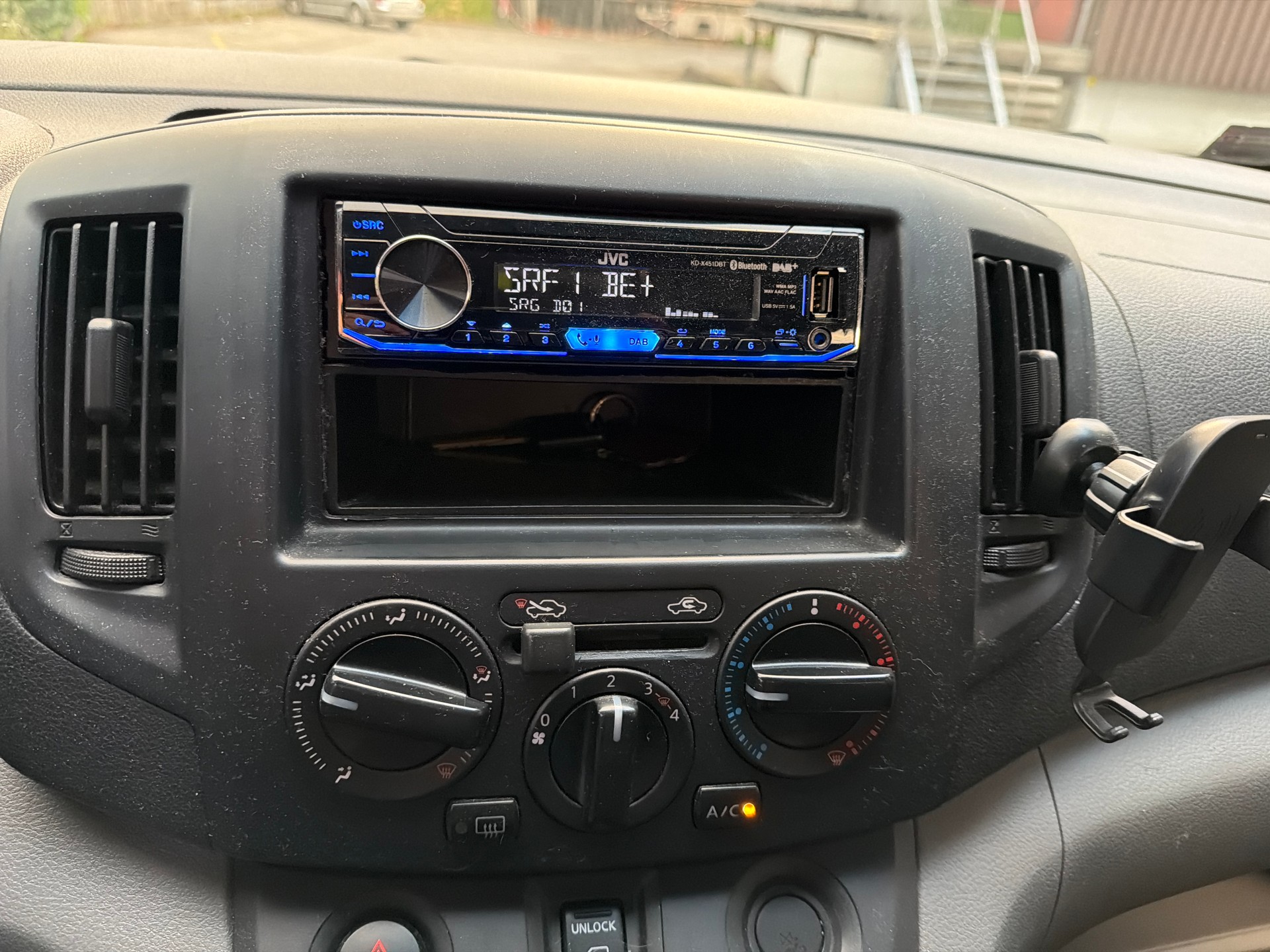 NISSAN NV200 1.5 dCi 90 Comfort-image-12
