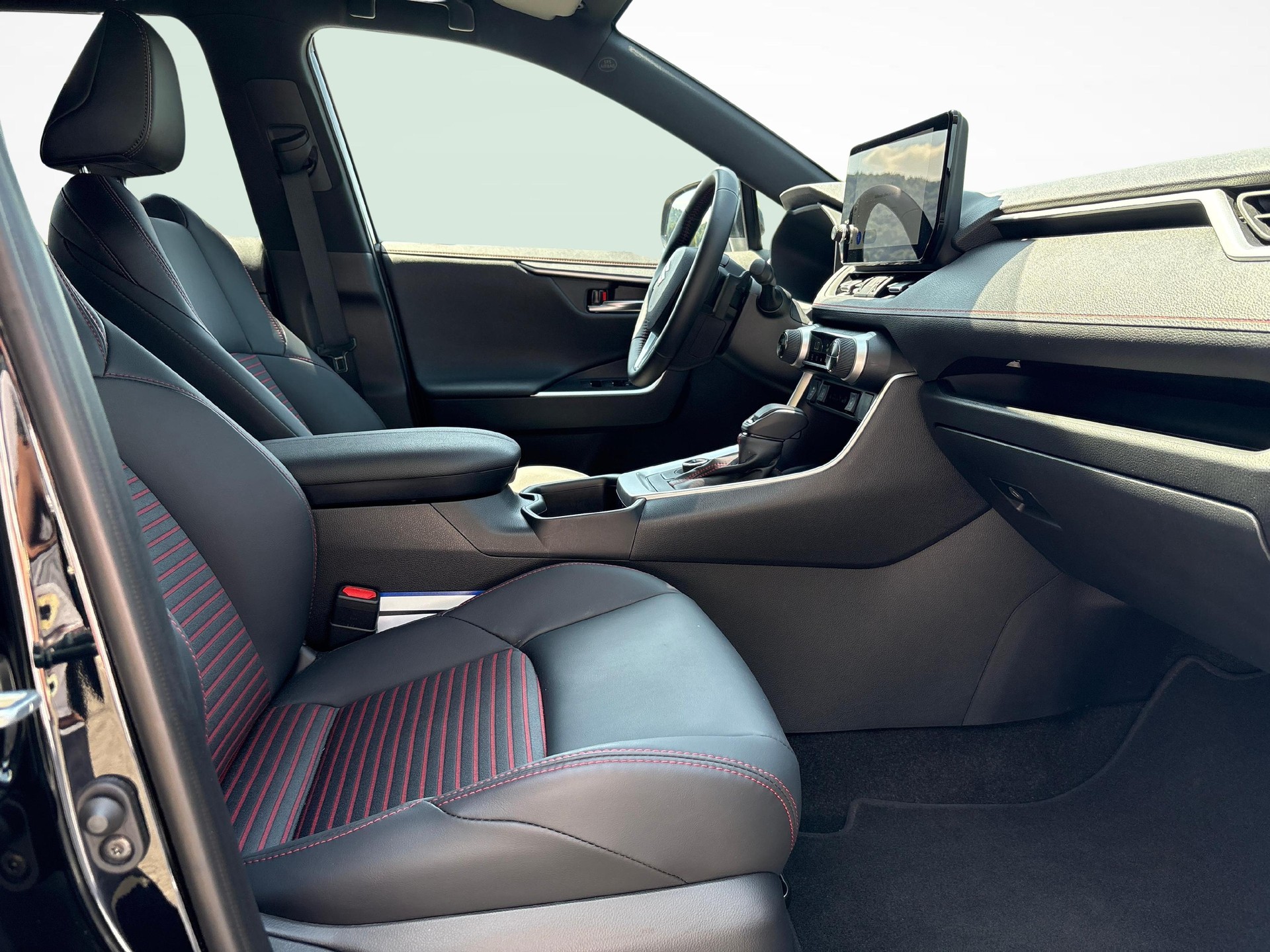 SUZUKI Across 2.5 PHEV Compact Top 4x4-image-9
