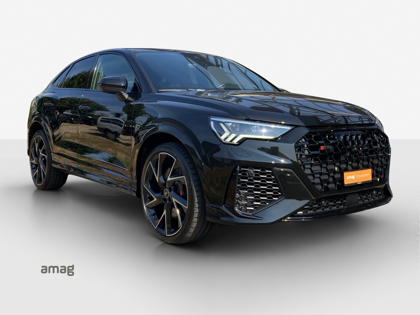 AUDI RS Q3 Sportback quattro S tronic-image-5