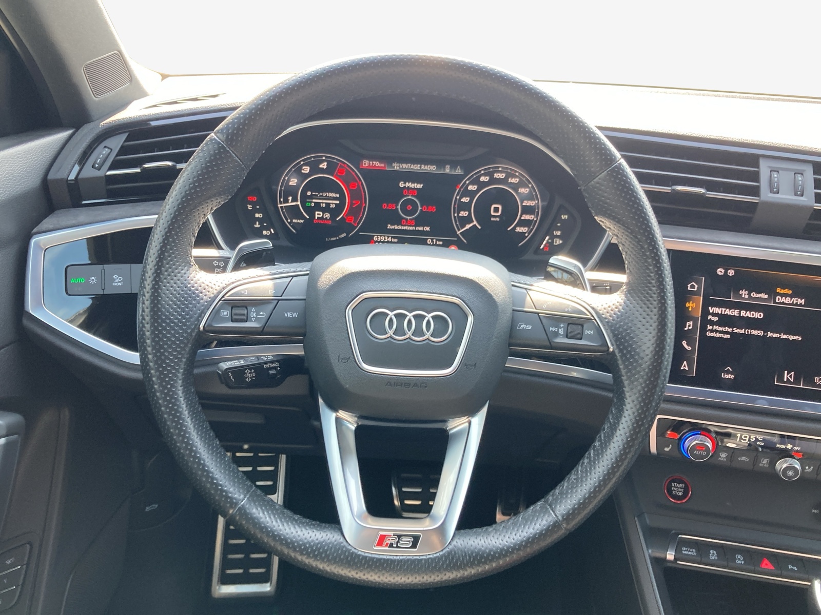 AUDI RS Q3 Sportback quattro S tronic-image-9