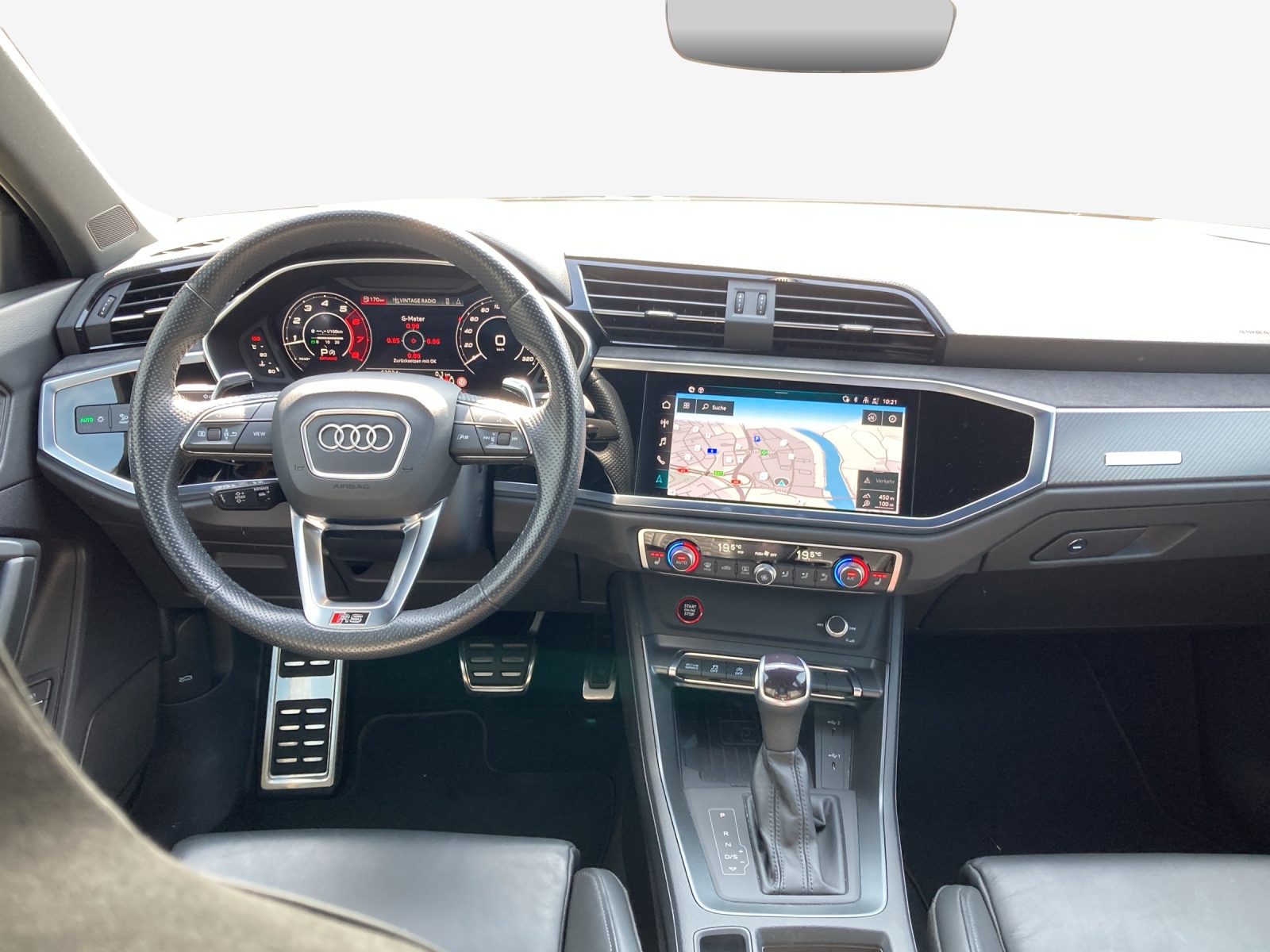 AUDI RS Q3 Sportback quattro S tronic-image-8