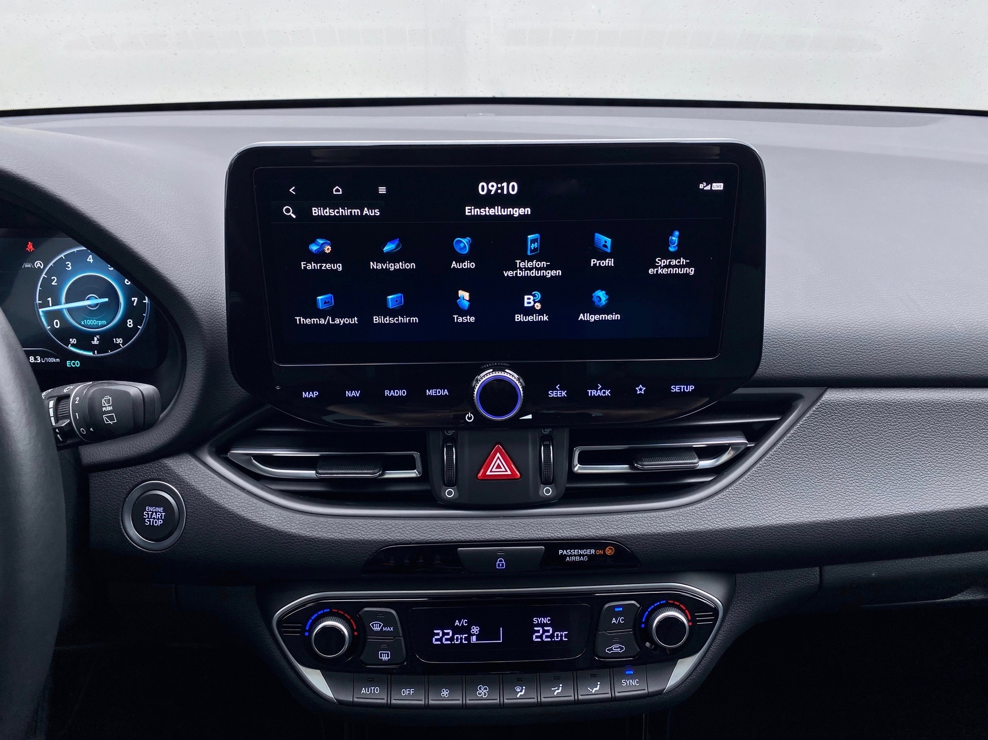 HYUNDAI i30 1.5 T-GDi*Swiss*Vertex*48V*mildHybrid*DCT*-image-15