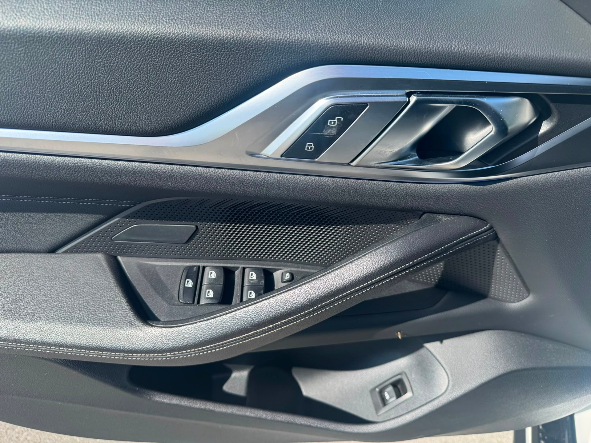 BMW 420d xDrive 48V Gran Coupé M Sport Steptronic-image-8