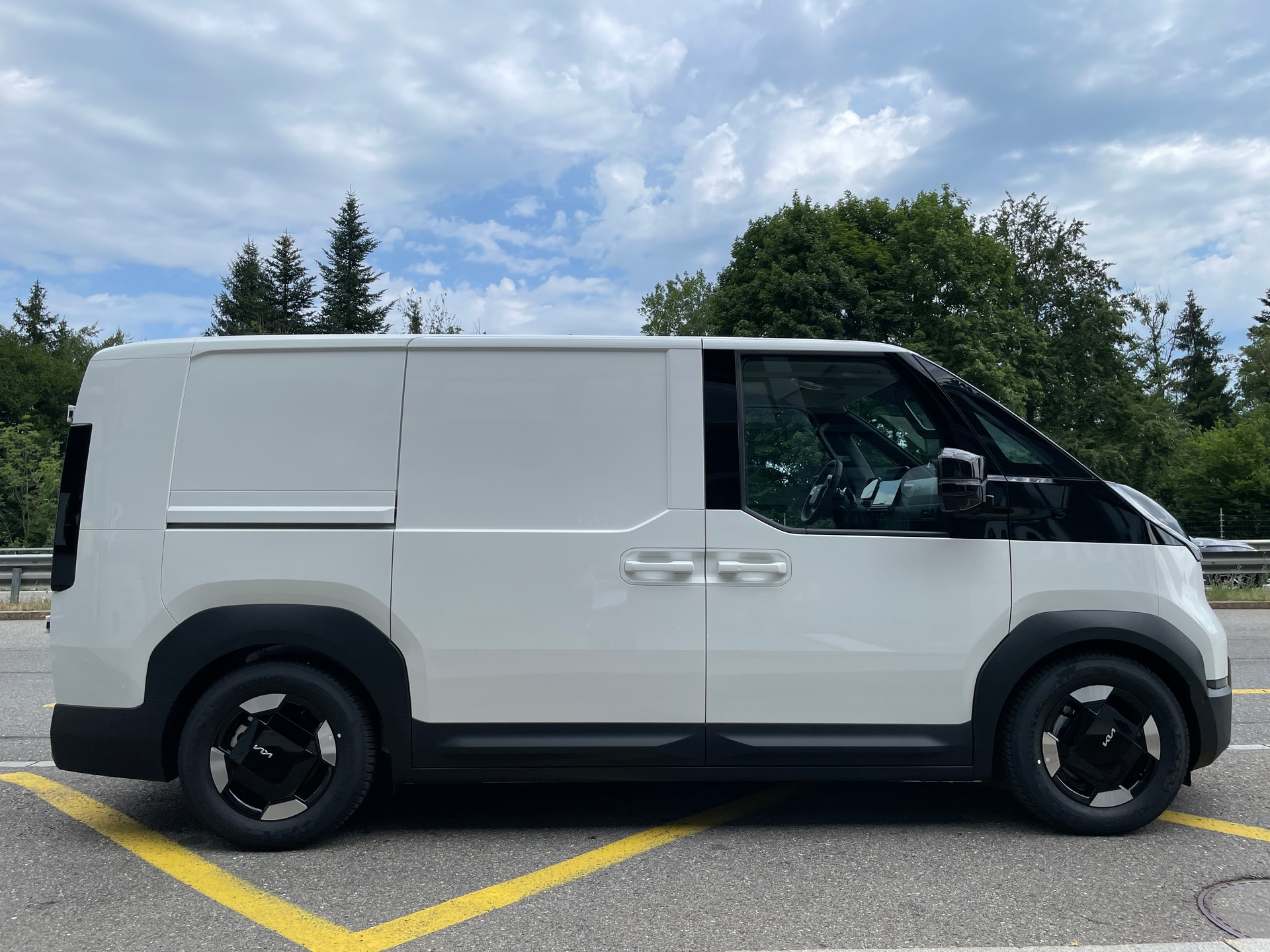 KIA PV5 Cargo 71.2 kWh Elite, 2-Türen-image-3