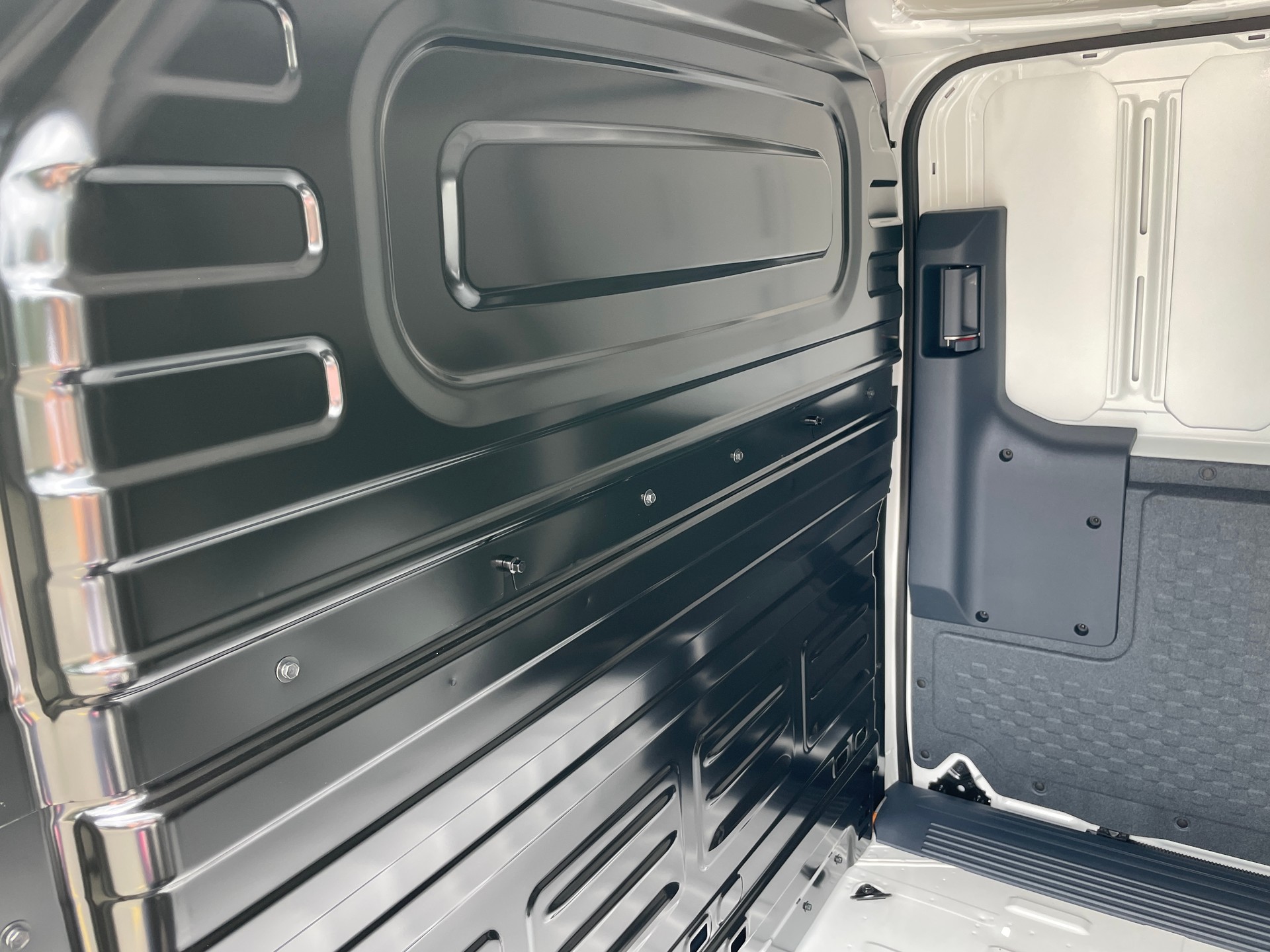 KIA PV5 Cargo 71.2 kWh Elite, 2-Türen-image-18