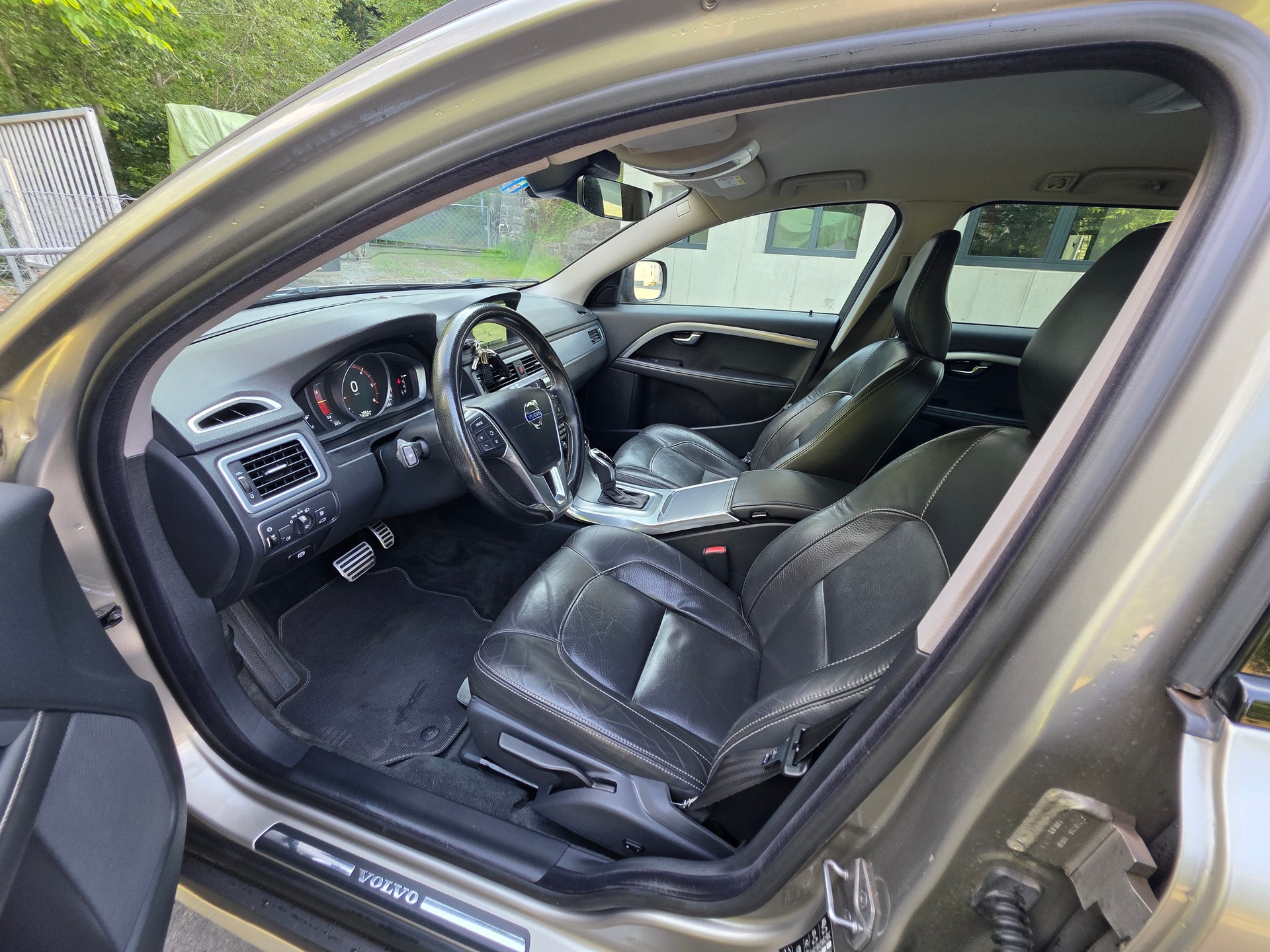 VOLVO XC70 D4 AWD Momentum Geartronic-image-20