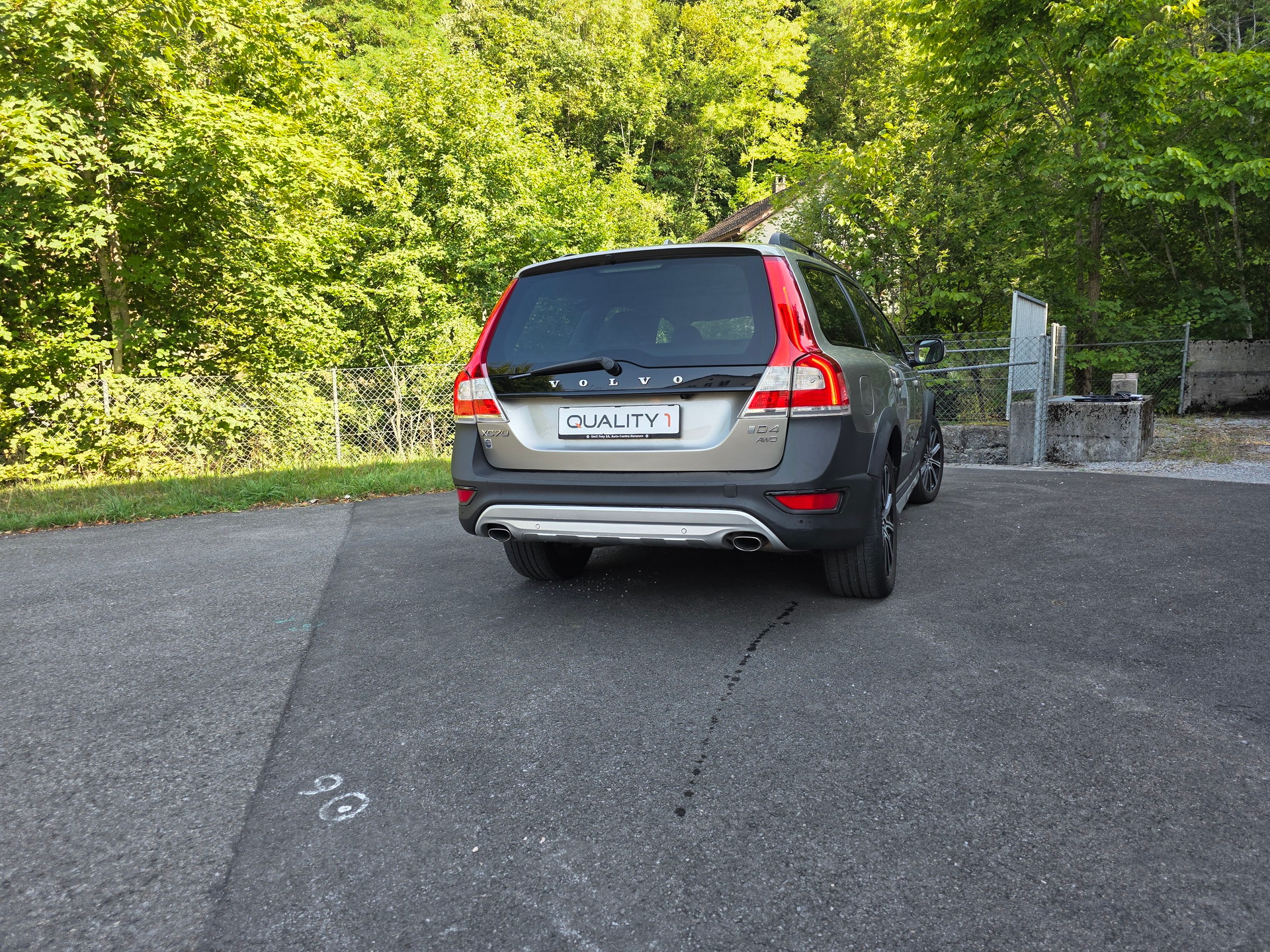 VOLVO XC70 D4 AWD Momentum Geartronic-image-18