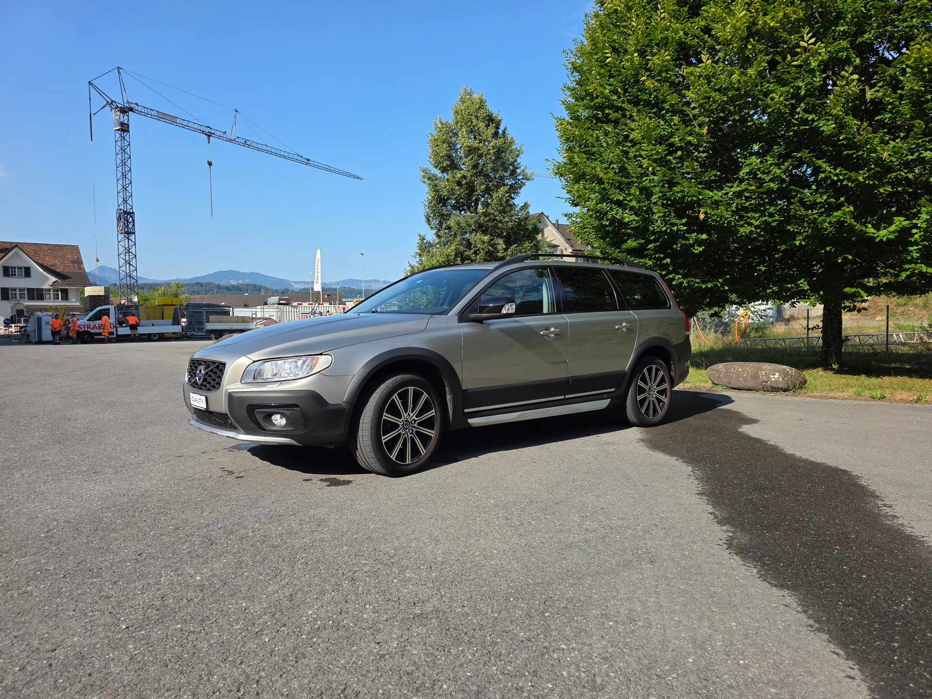 VOLVO XC70 D4 AWD Momentum Geartronic-image-6