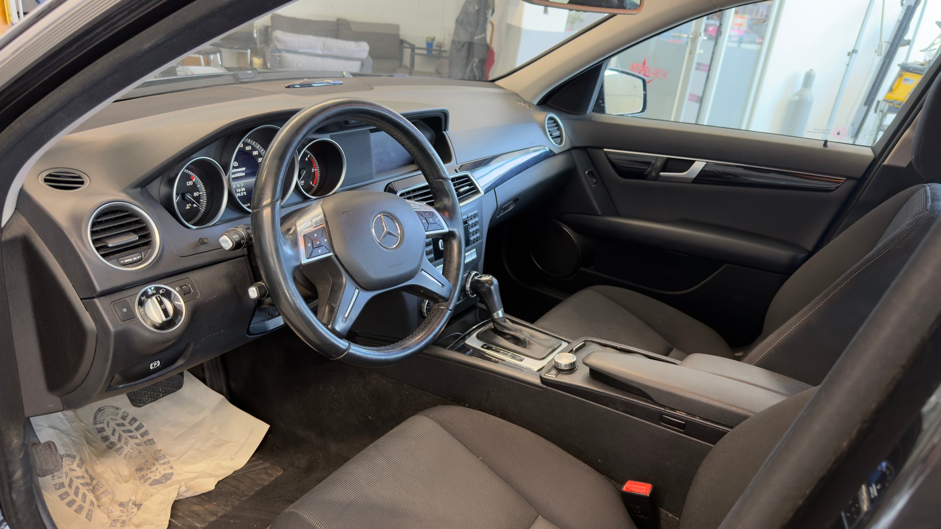 MERCEDES-BENZ C 180 CDI 7G-Tronic-image-8