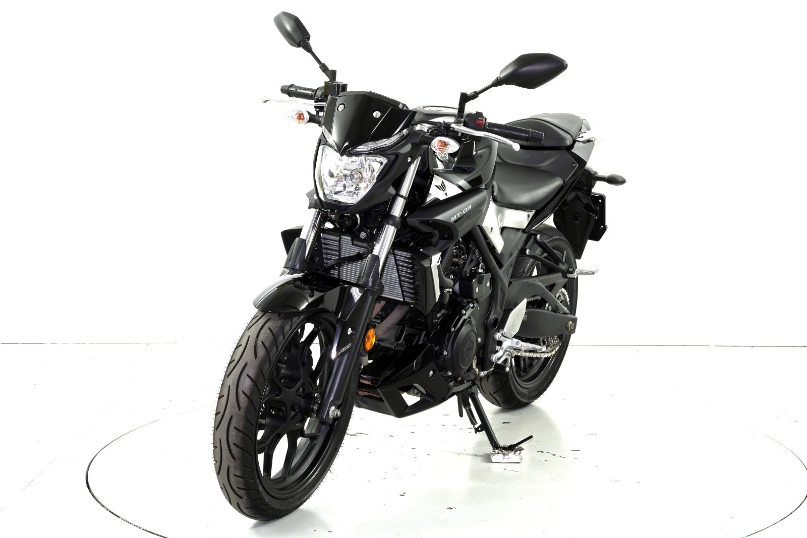 YAMAHA MT-03 ABS-showroom-element-2