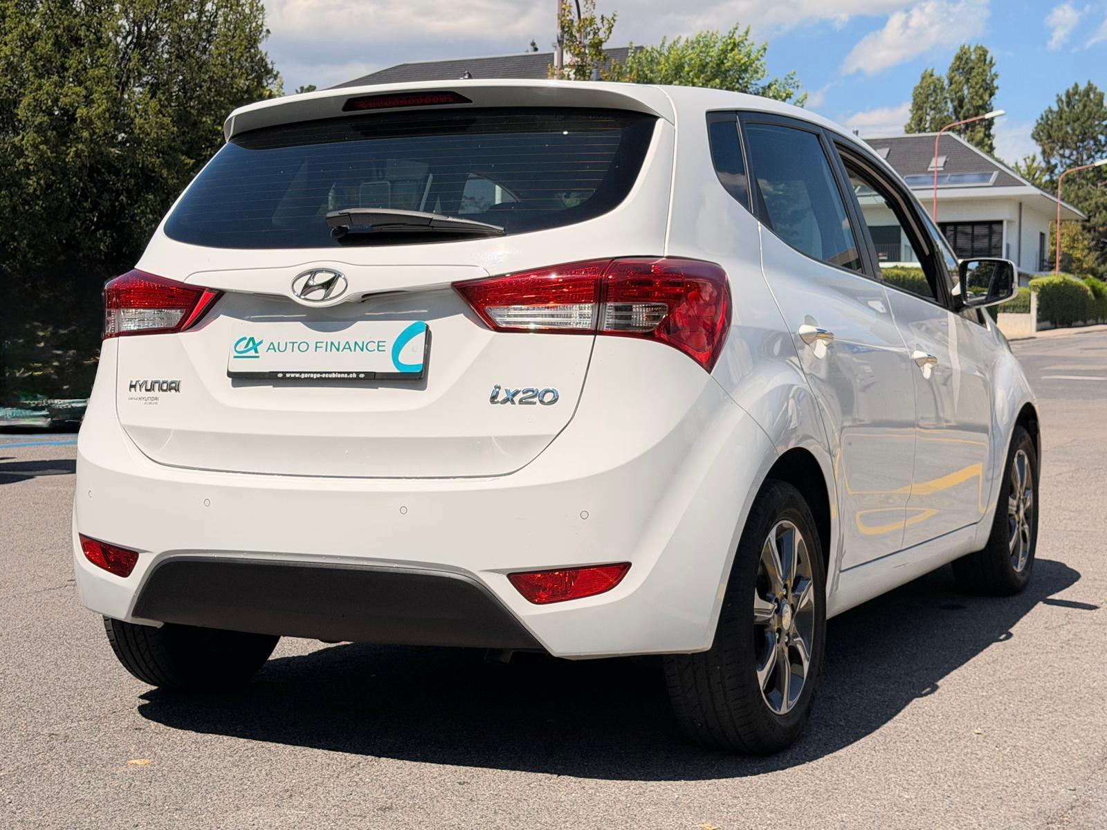 HYUNDAI iX20 1.6 Vertex Automatic-image-5