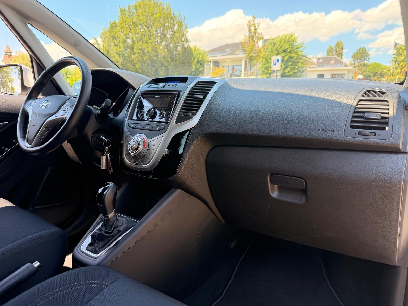 HYUNDAI iX20 1.6 Vertex Automatic-image-10