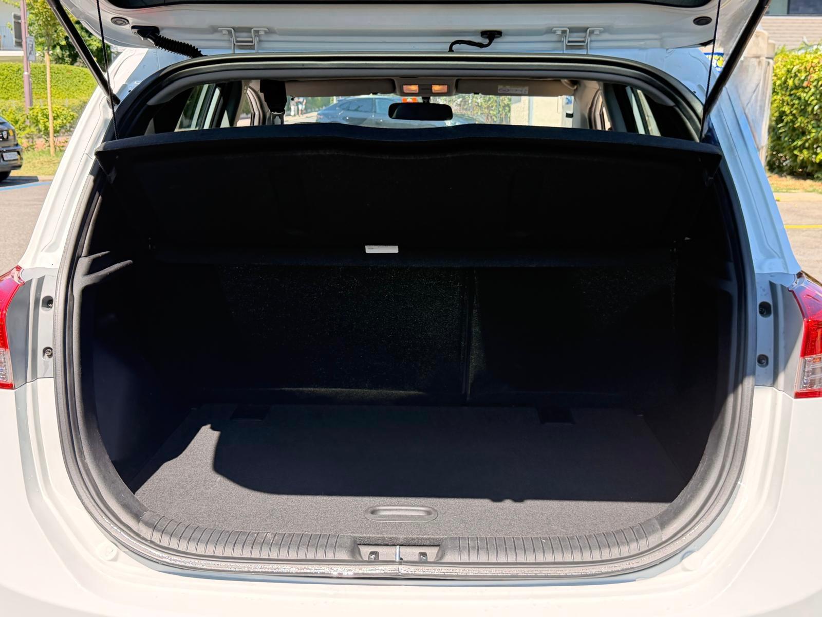 HYUNDAI iX20 1.6 Vertex Automatic-image-22