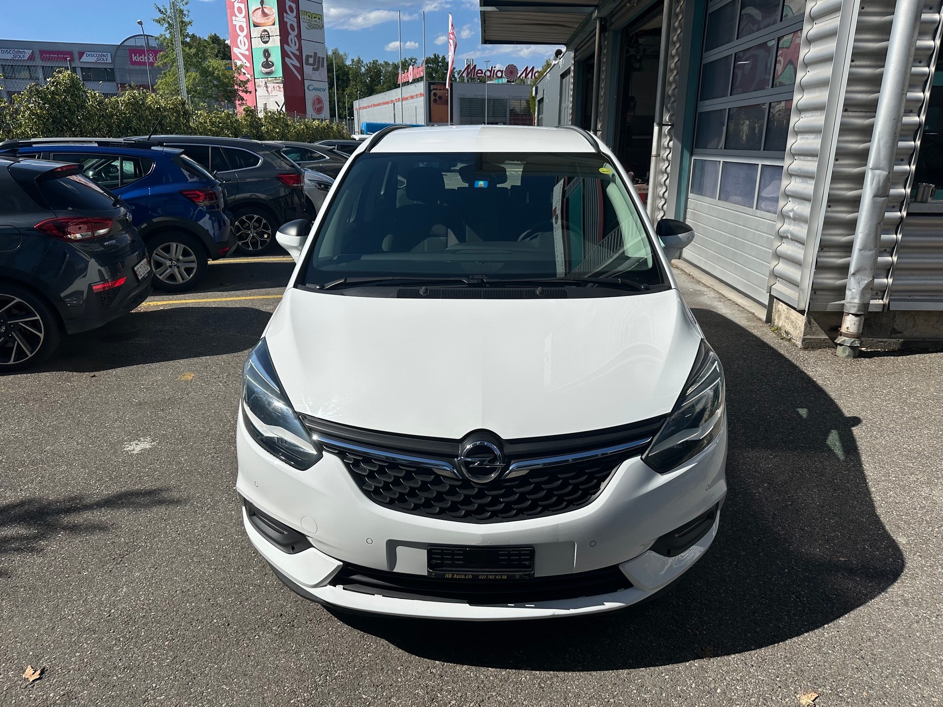 OPEL Zafira 2.0 CDTi Enjoy Automatic-image-0