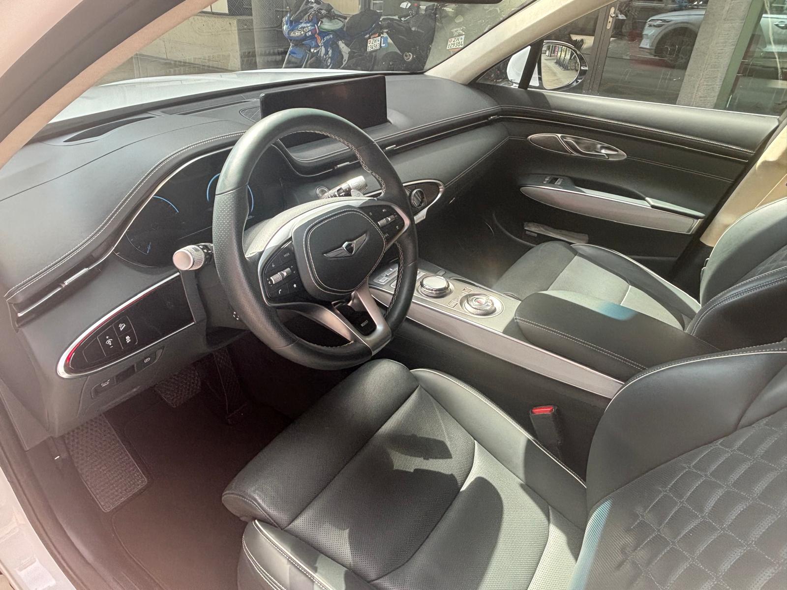 GENESIS GV70 Electrified Sport kWh 77,4 AWD-image-8