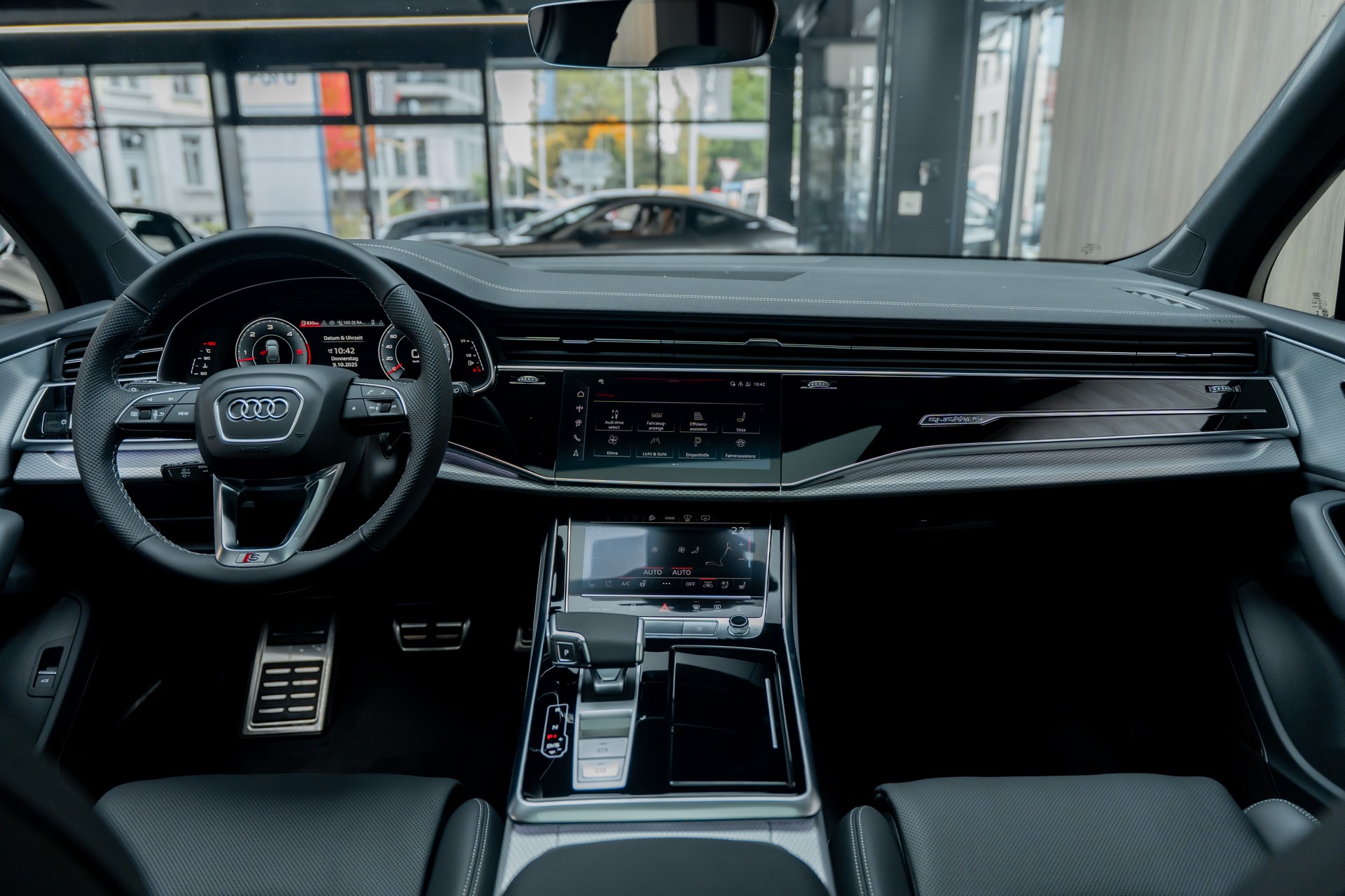 AUDI Q7 SUV TDI quattro 210 kW S Line tiptronic-image-2