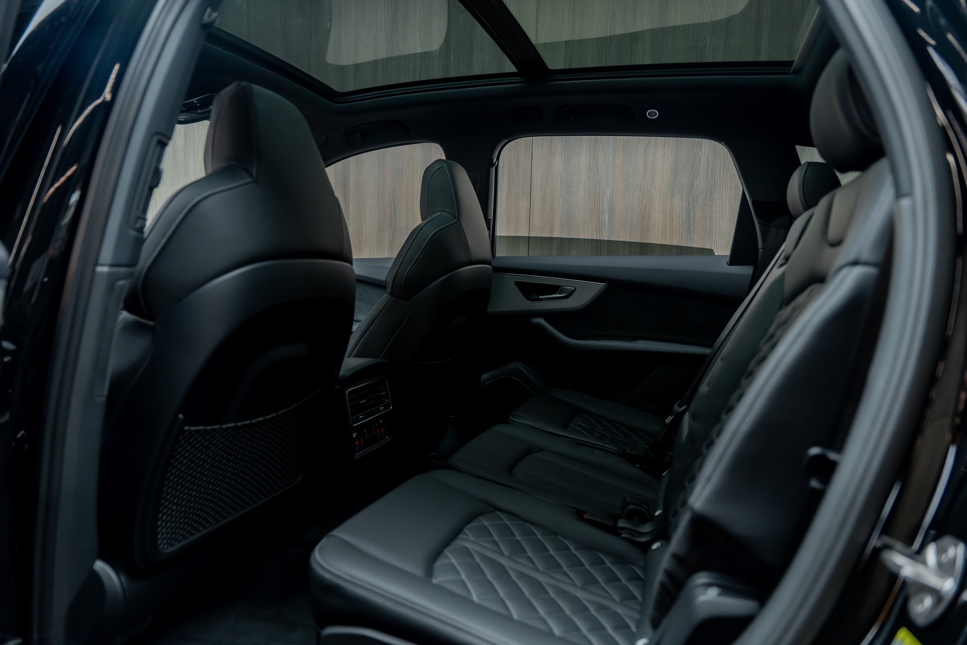 AUDI Q7 SUV TDI quattro 210 kW S Line tiptronic-image-8