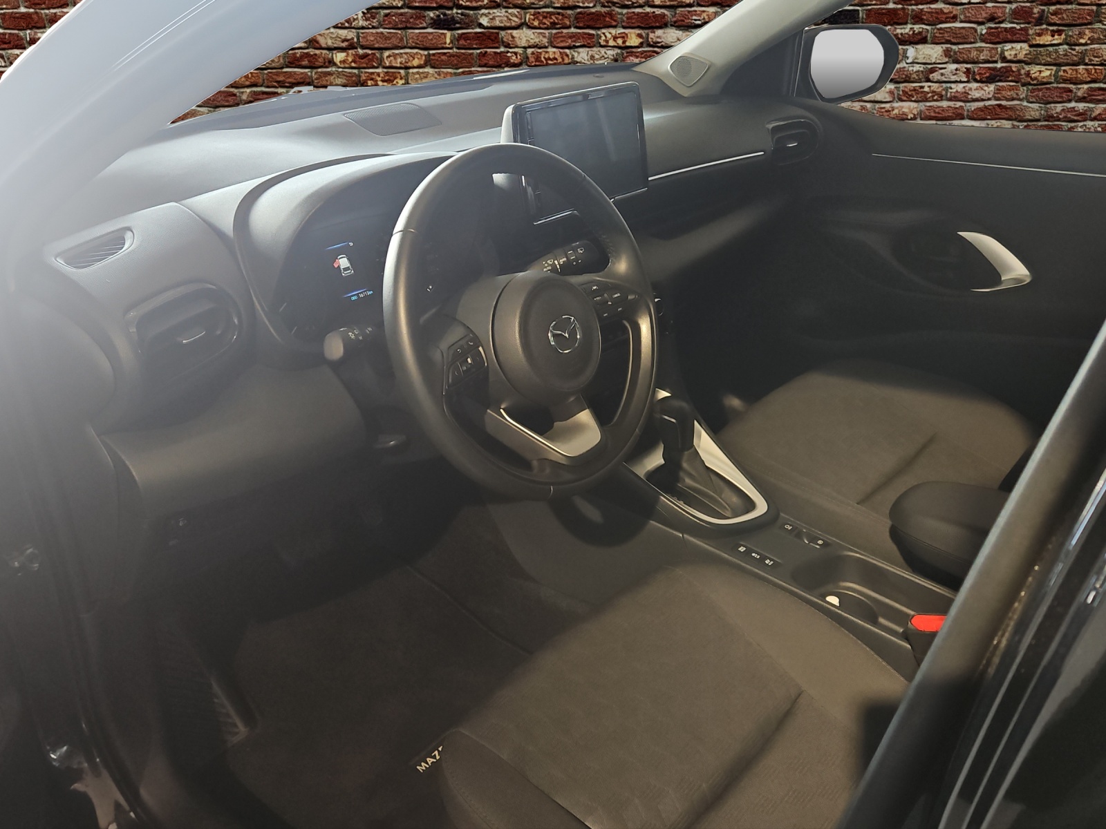 MAZDA 2 Hybrid Centre-line-image-4