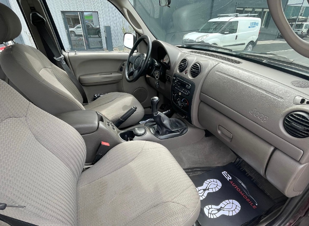 JEEP Cherokee 2.5 CRD Limited-image-10