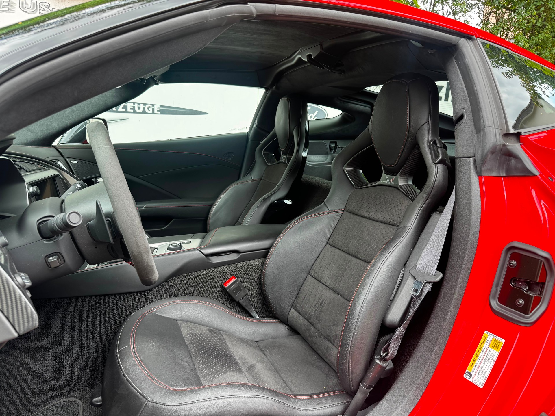 CHEVROLET Corvette C7 Stingray 3LT Z51-image-5