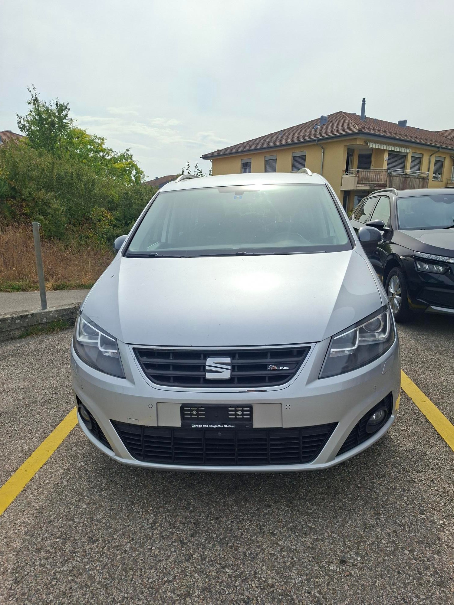 SEAT Alhambra 1.4 TSI FR Line-image-1