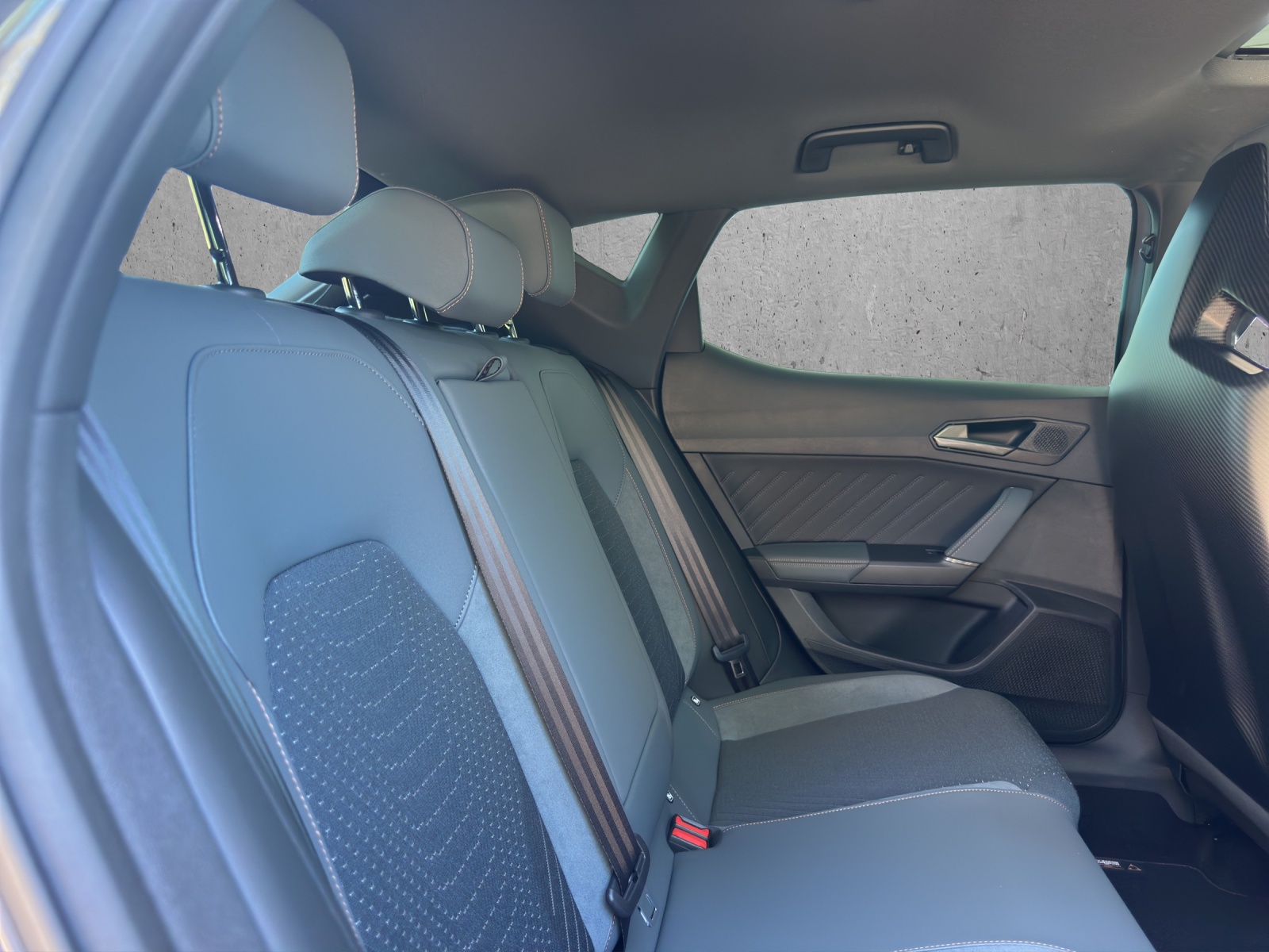 CUPRA LEON 2.0 TSI Prime Extreme DSG 325 PS Edition-image-11