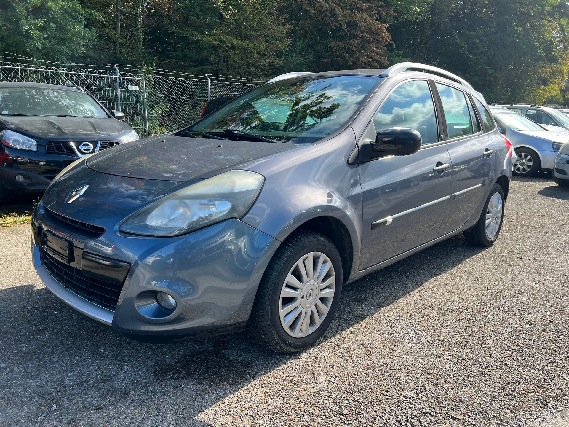 RENAULT Clio Grandtour 1.2 16V Turbo 20th Edition-image-0