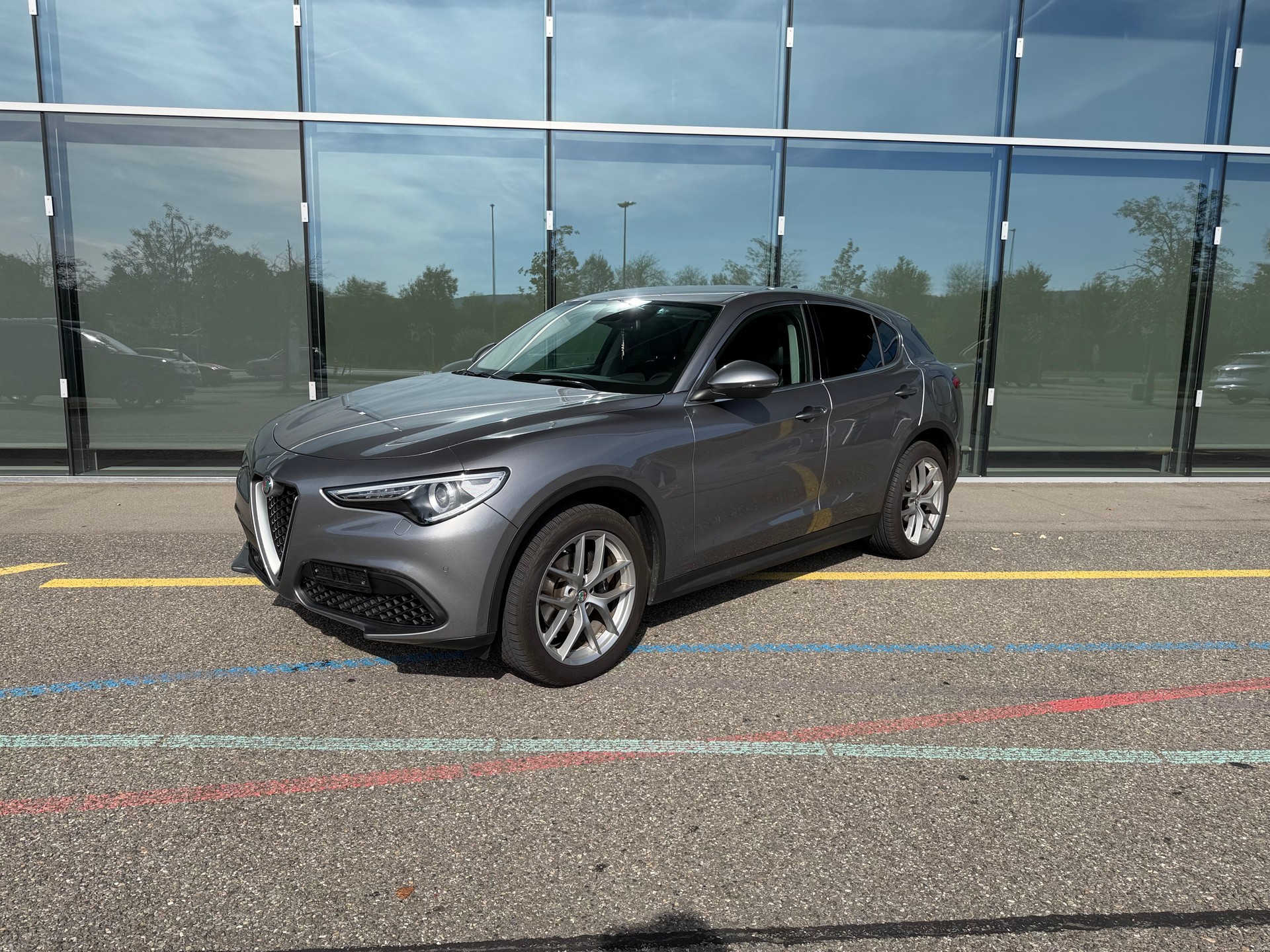 ALFA ROMEO Stelvio 2.0 FIRST EDITION 280 PS - Q4 Automatic - Ausstattung - Rückfahrk.-image-0