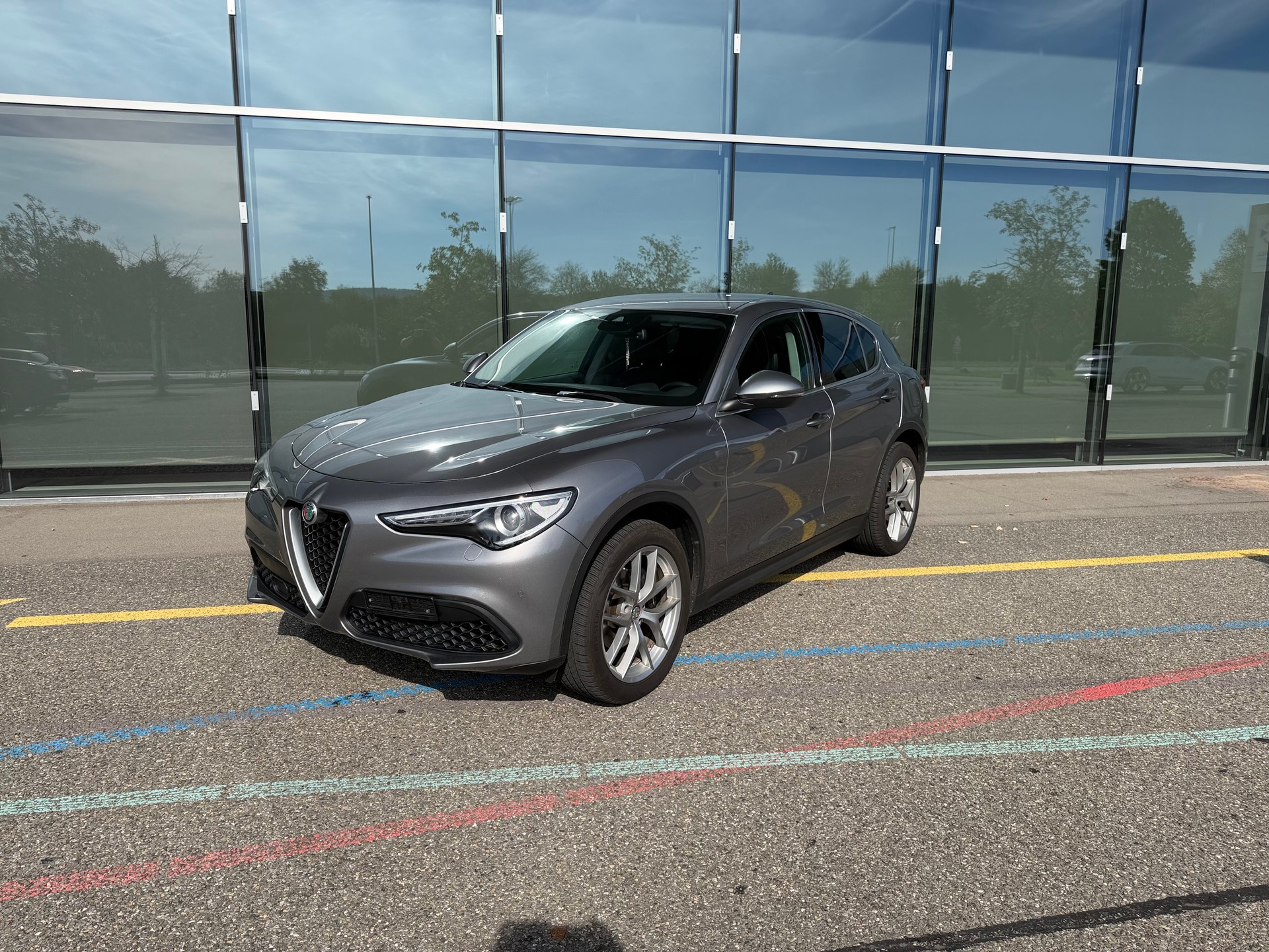 ALFA ROMEO Stelvio 2.0 FIRST EDITION 280 PS - Q4 Automatic - Ausstattung - Rückfahrk.-image-1