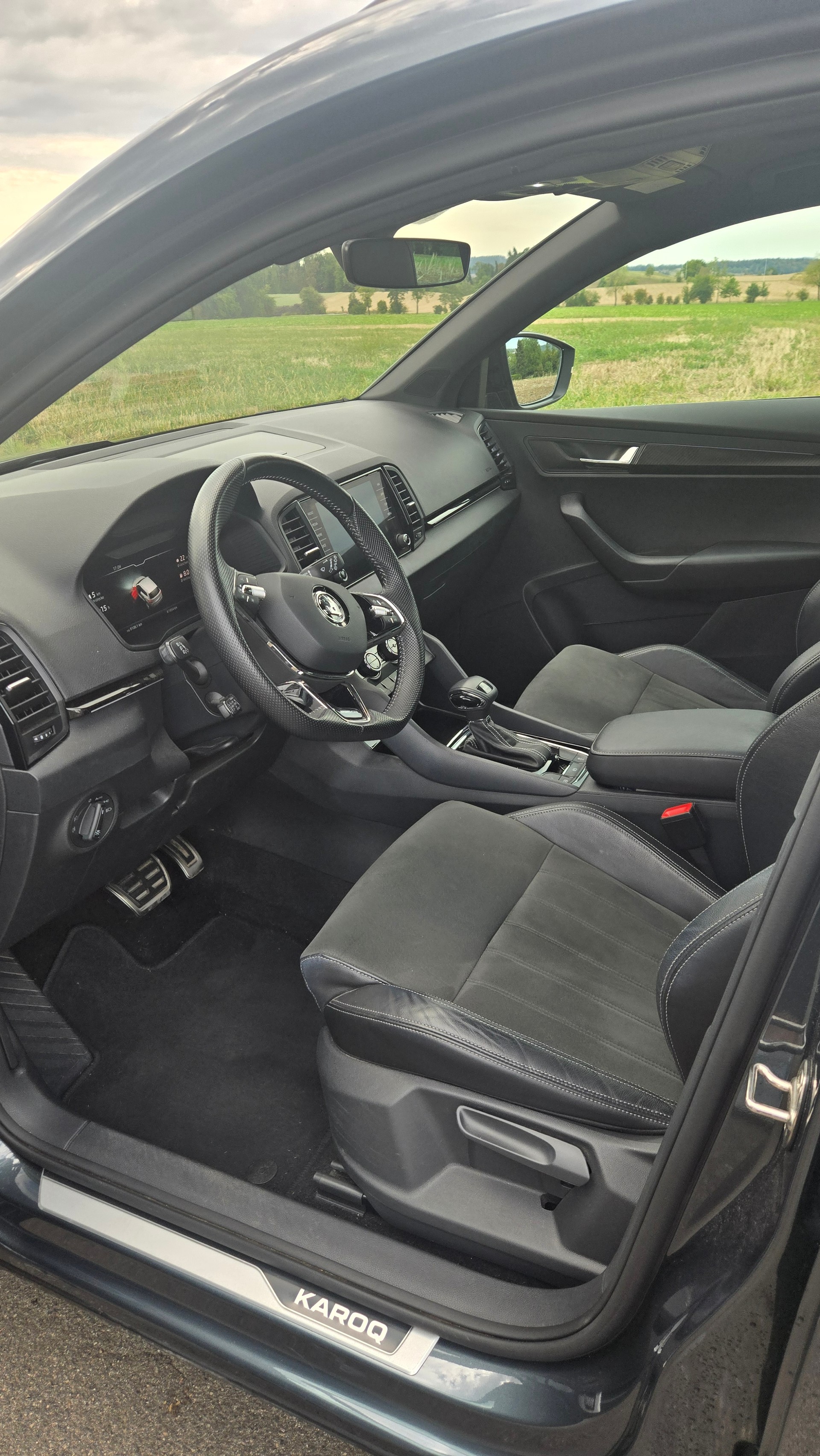 SKODA 1.5 TSI SportLine DSG-image-2