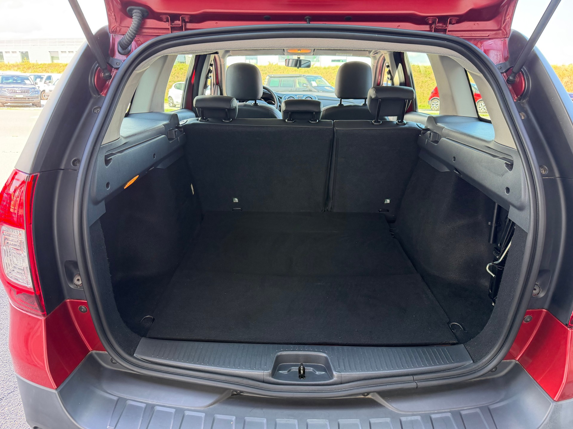 DACIA Logan MCV 0.9 Ultimate+++FRISCH AB MFK+++-image-9