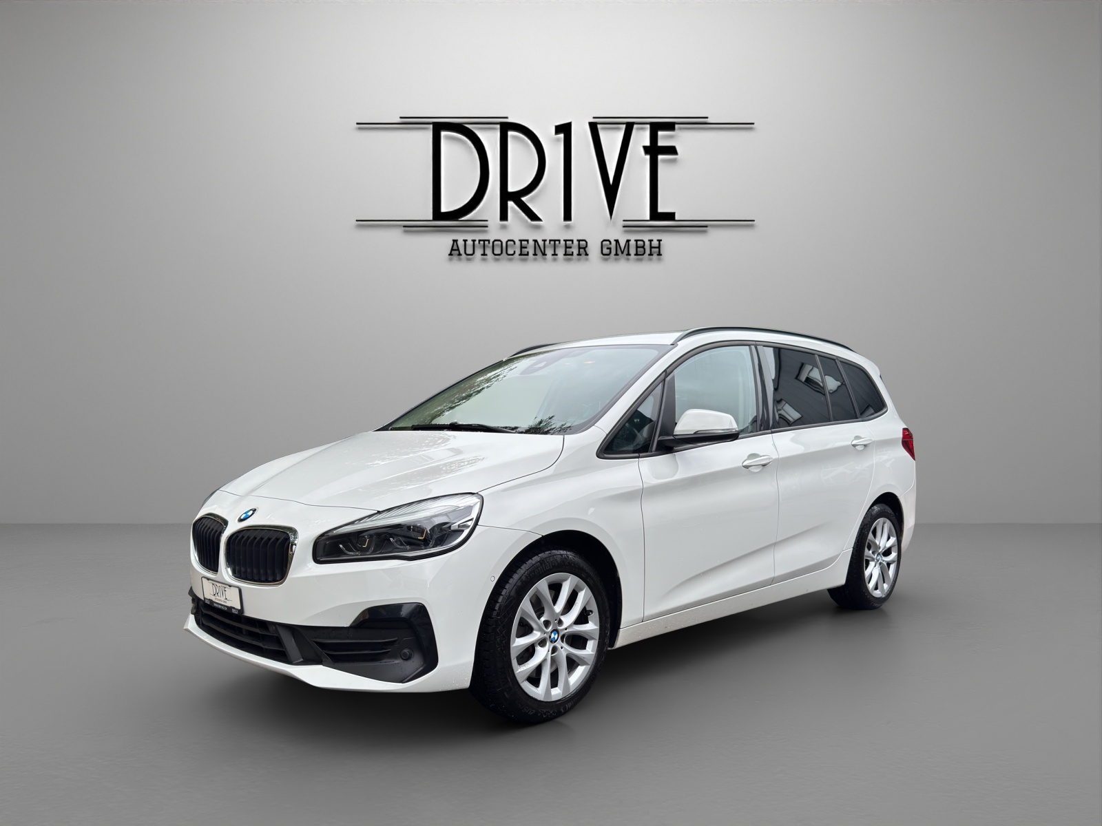 BMW 218d xDrive Gran Tourer Steptronic-image-0