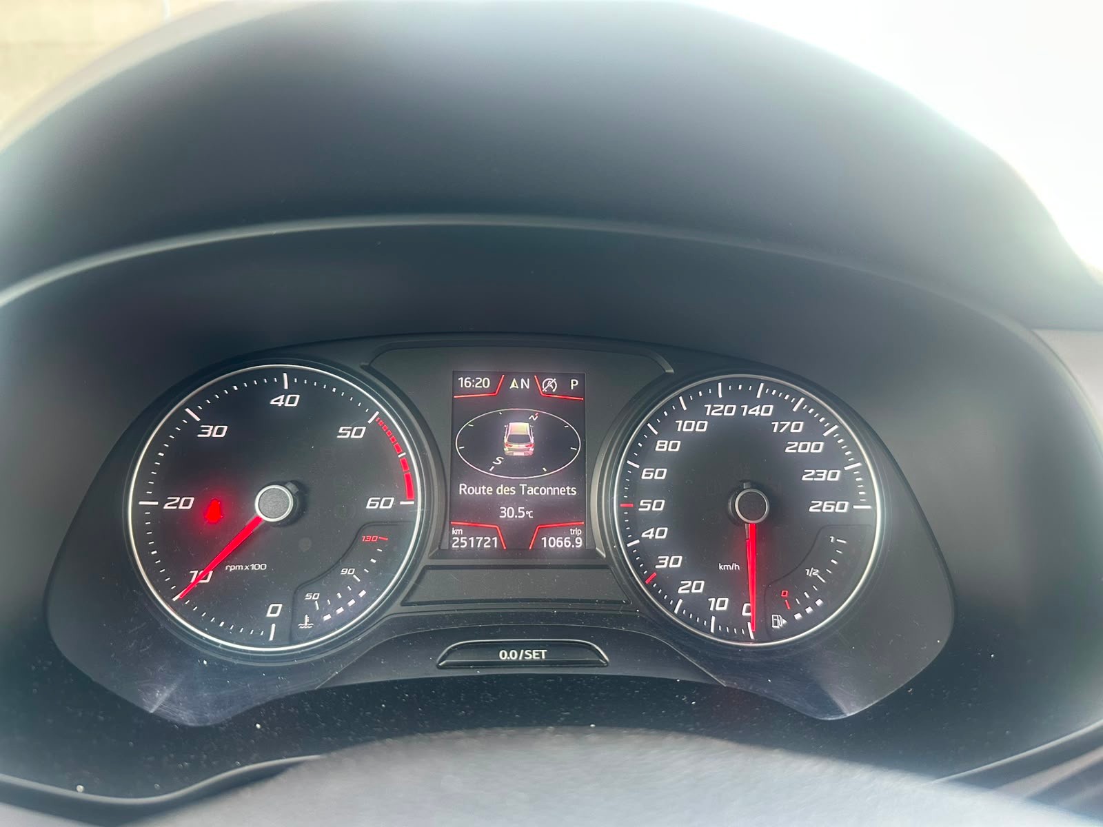 SEAT Leon ST 1.6 TDI CR Style-image-8