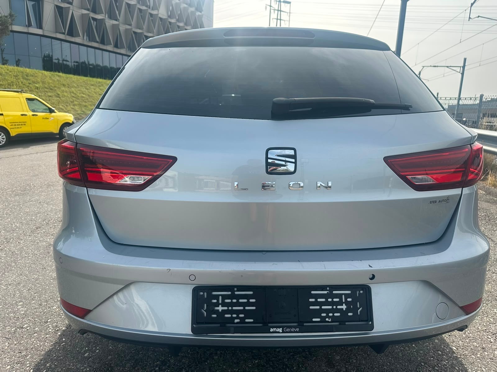 SEAT Leon ST 1.6 TDI CR Style-image-4