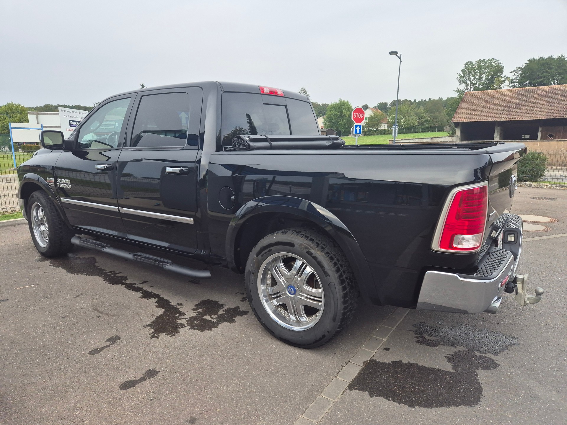 DODGE Ram 1500-image-2
