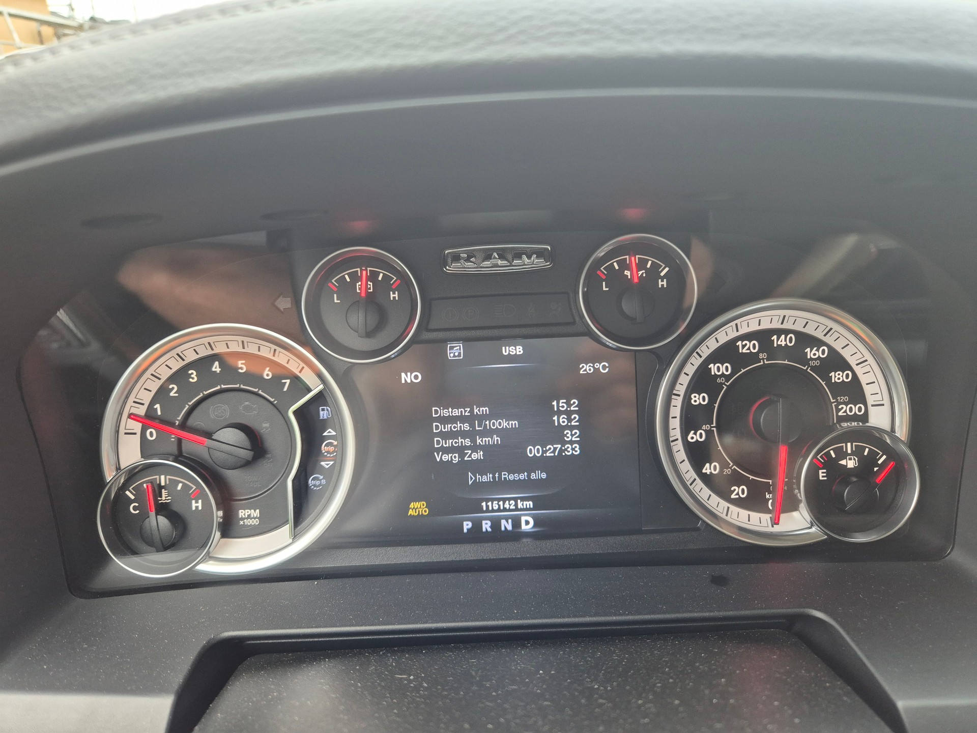 DODGE Ram 1500-image-7