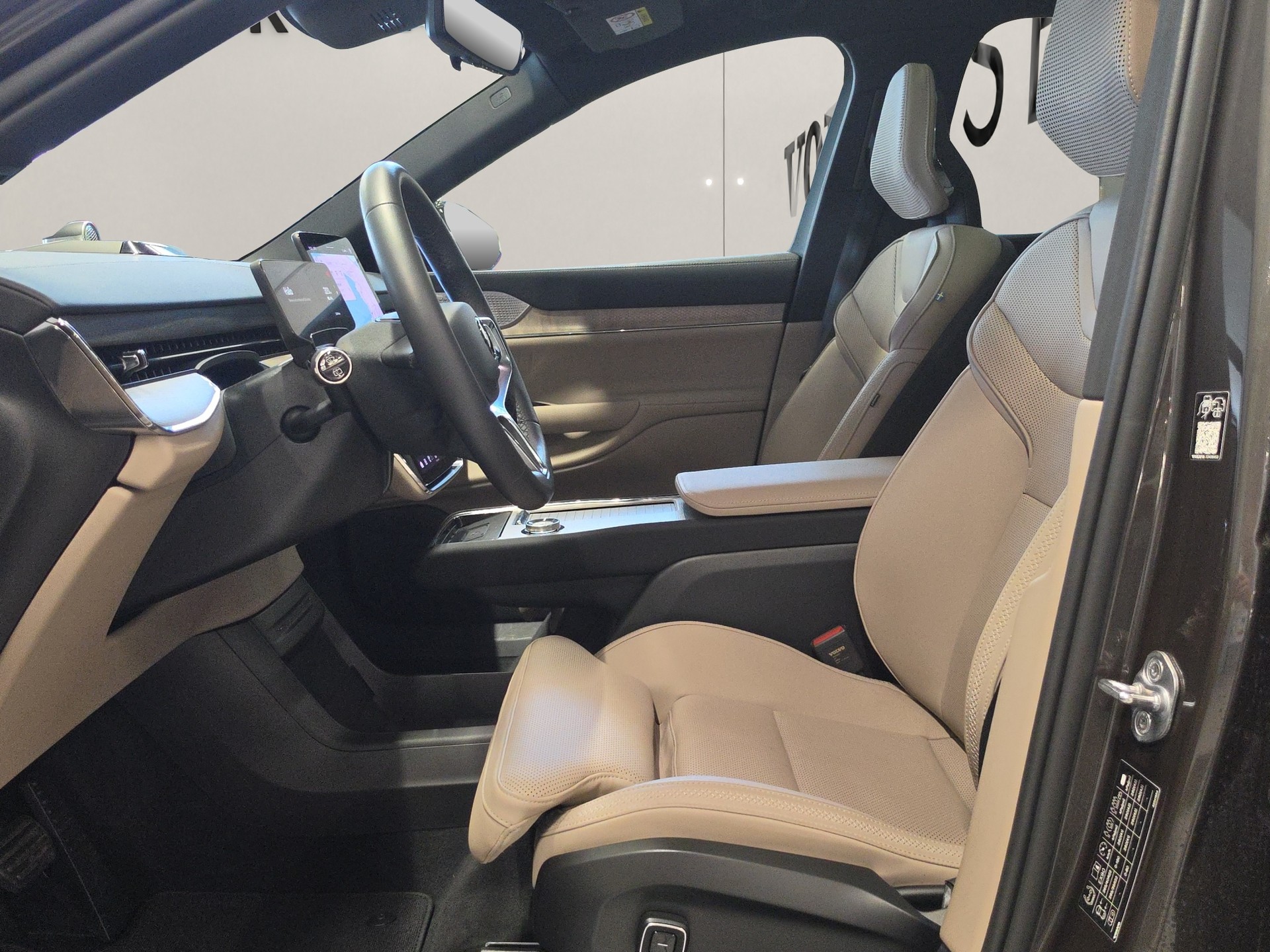 VOLVO EX90 Twin Performance Ultra AWD-image-7