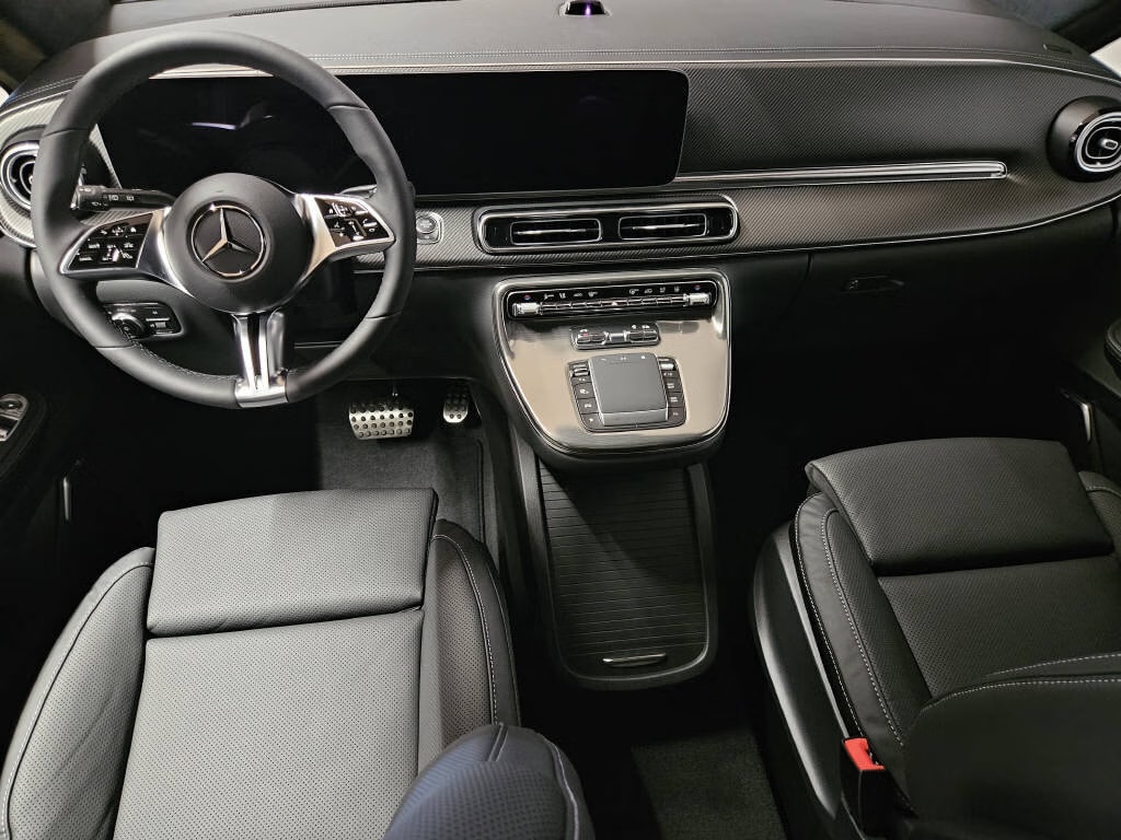 MERCEDES-BENZ V 300 d Swiss Ed. lang 4matic-image-2
