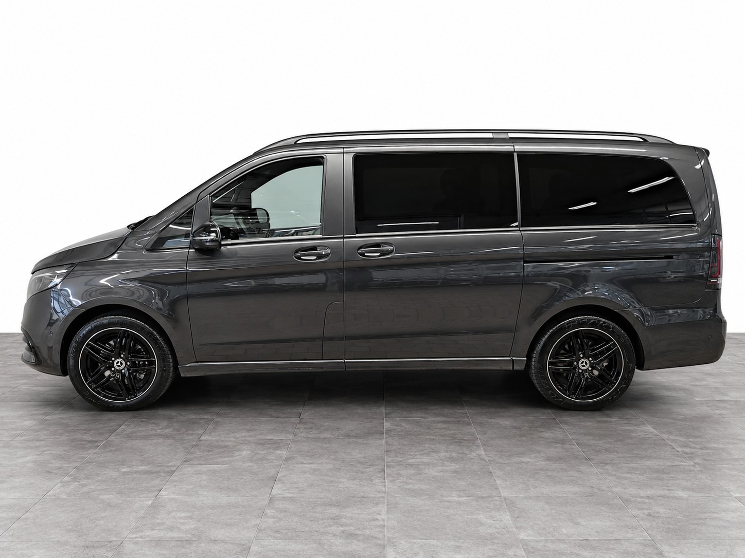 MERCEDES-BENZ V 300 d Swiss Ed. lang 4matic-image-0