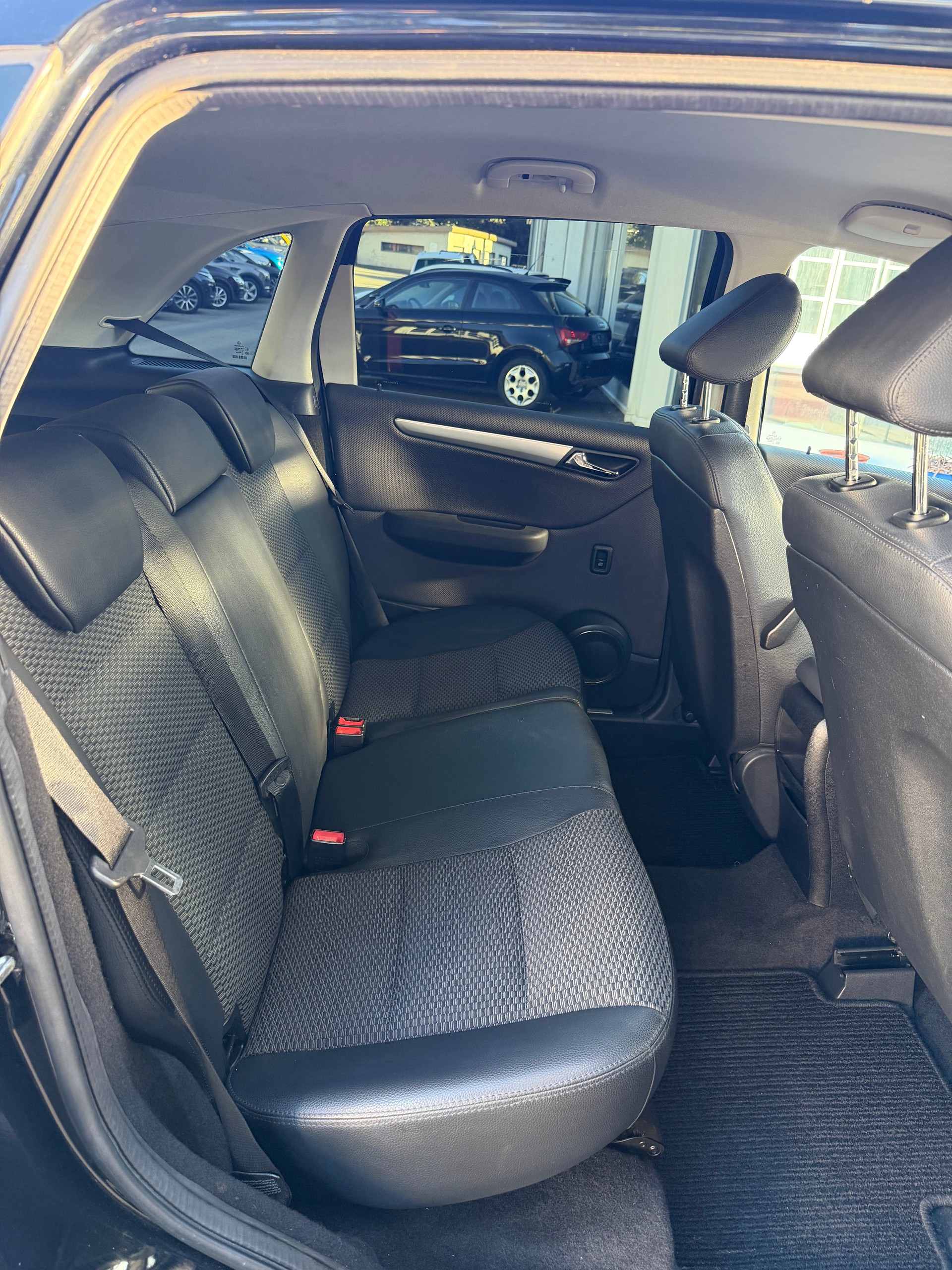 MERCEDES-BENZ B 180 (170) Autotronic-image-12