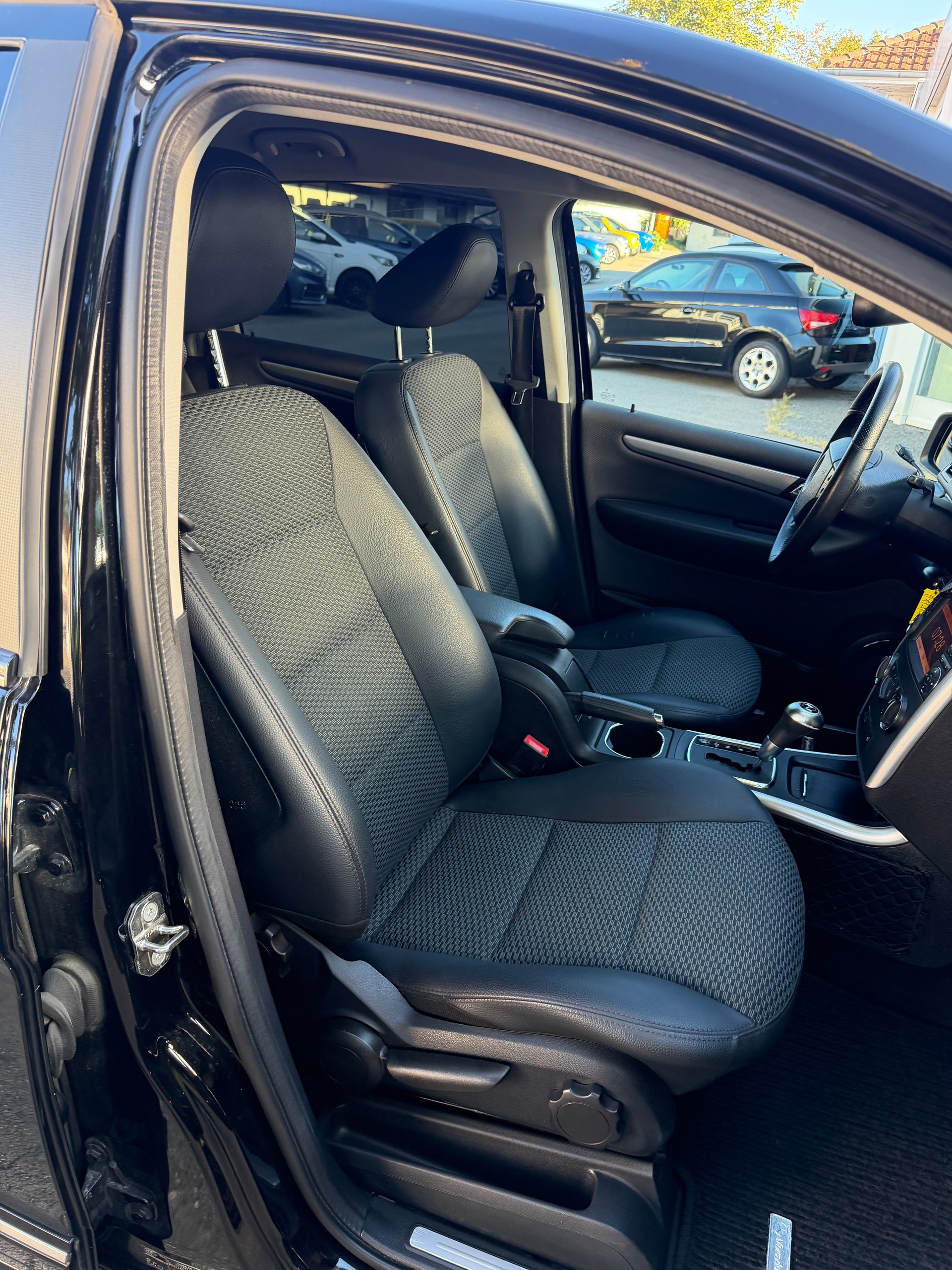 MERCEDES-BENZ B 180 (170) Autotronic-image-14