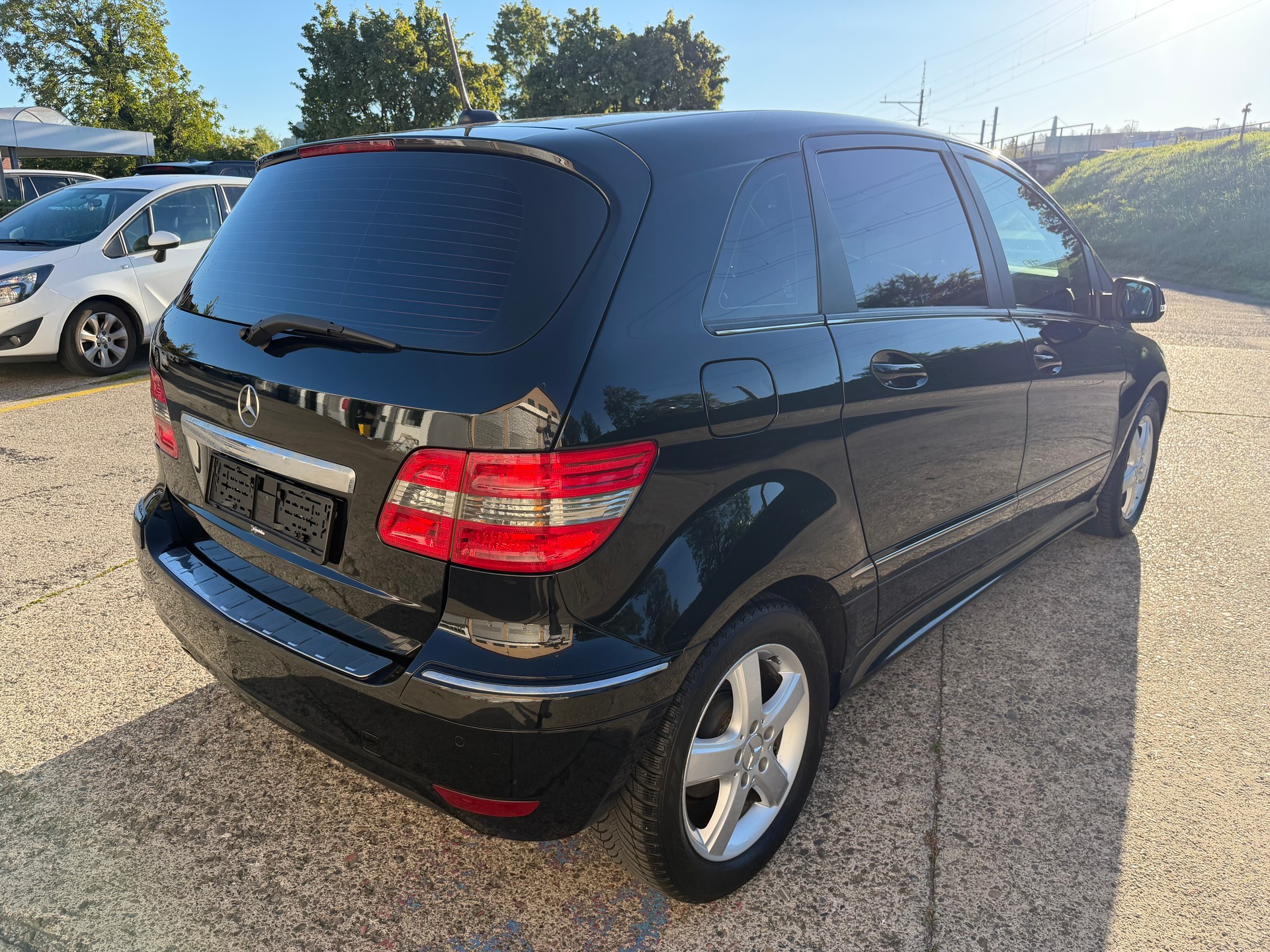 MERCEDES-BENZ B 180 (170) Autotronic-image-3