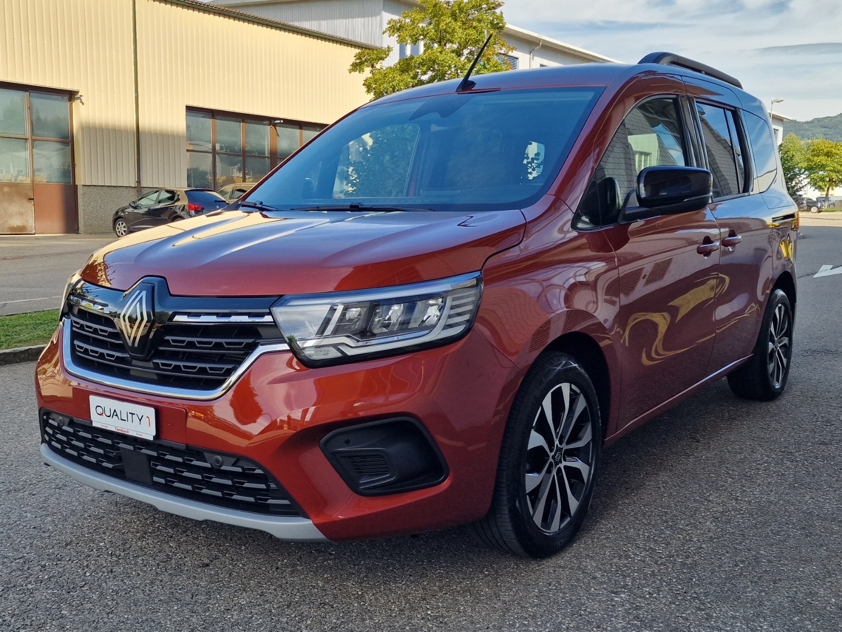 RENAULT Kangoo 1.5 dCi EDC-image-1