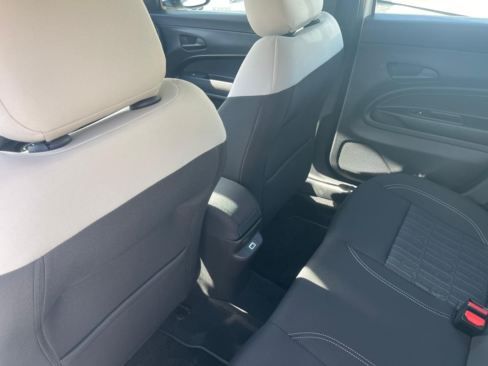 FIAT 600 1.2 Hybrid Icon Swiss Edition-image-17