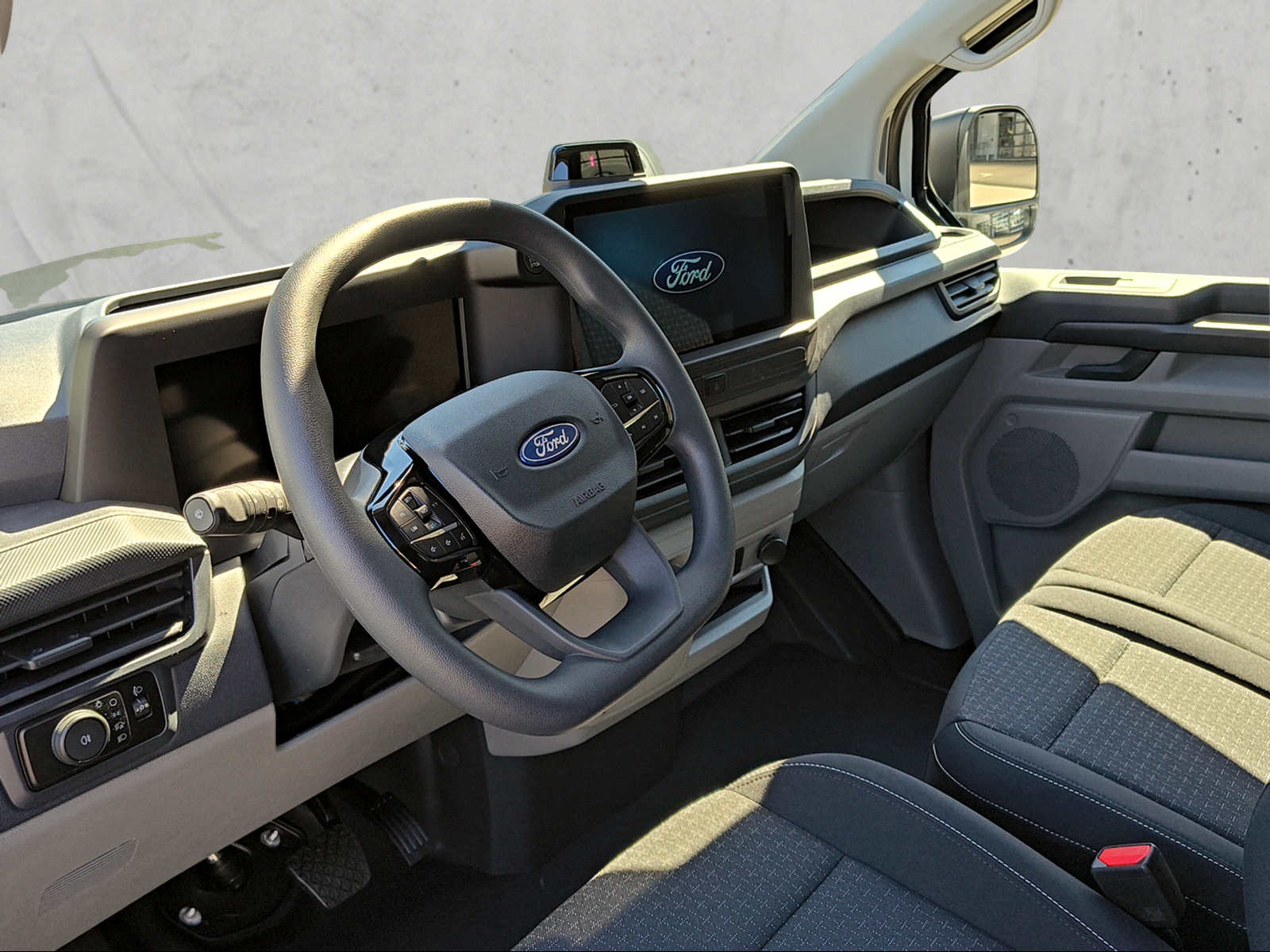FORD Transit Custom Van 320 L1 2.0 EcoBlue 136 Trend 4x4-image-11