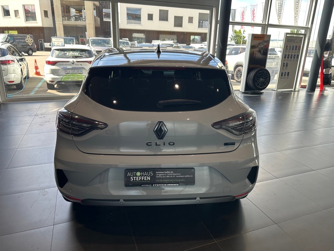 RENAULT Clio 1.6 E-Tech Esprit Alpine-image-6