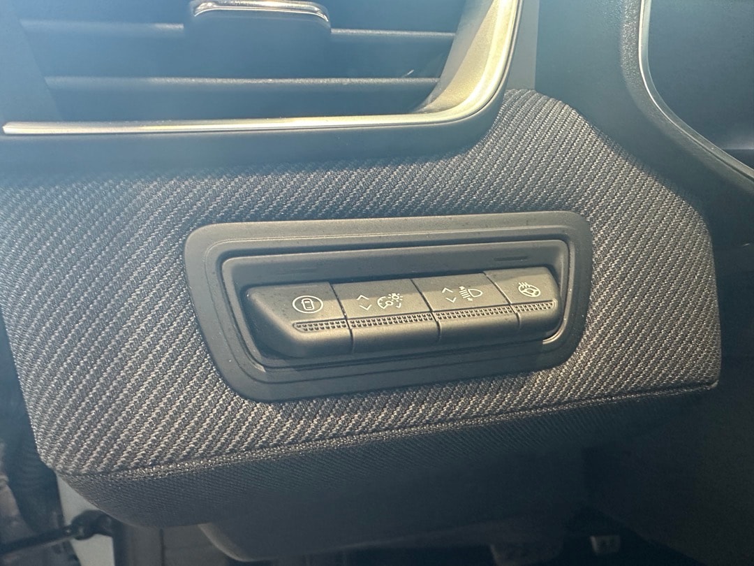 RENAULT Clio 1.6 E-Tech Esprit Alpine-image-15