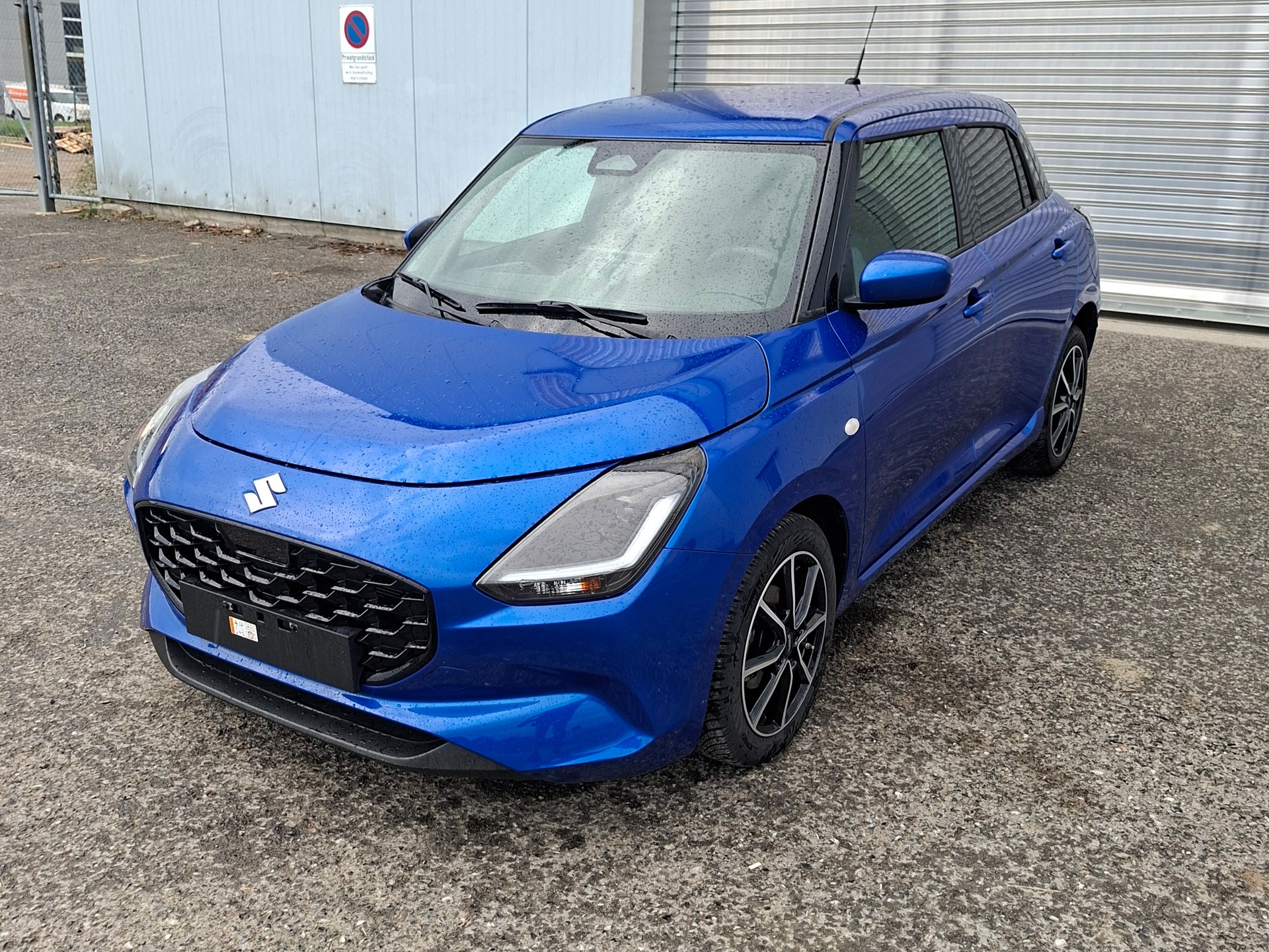 SUZUKI SUZUKI Swift 1.2 1st Edition Hybrid-image-0