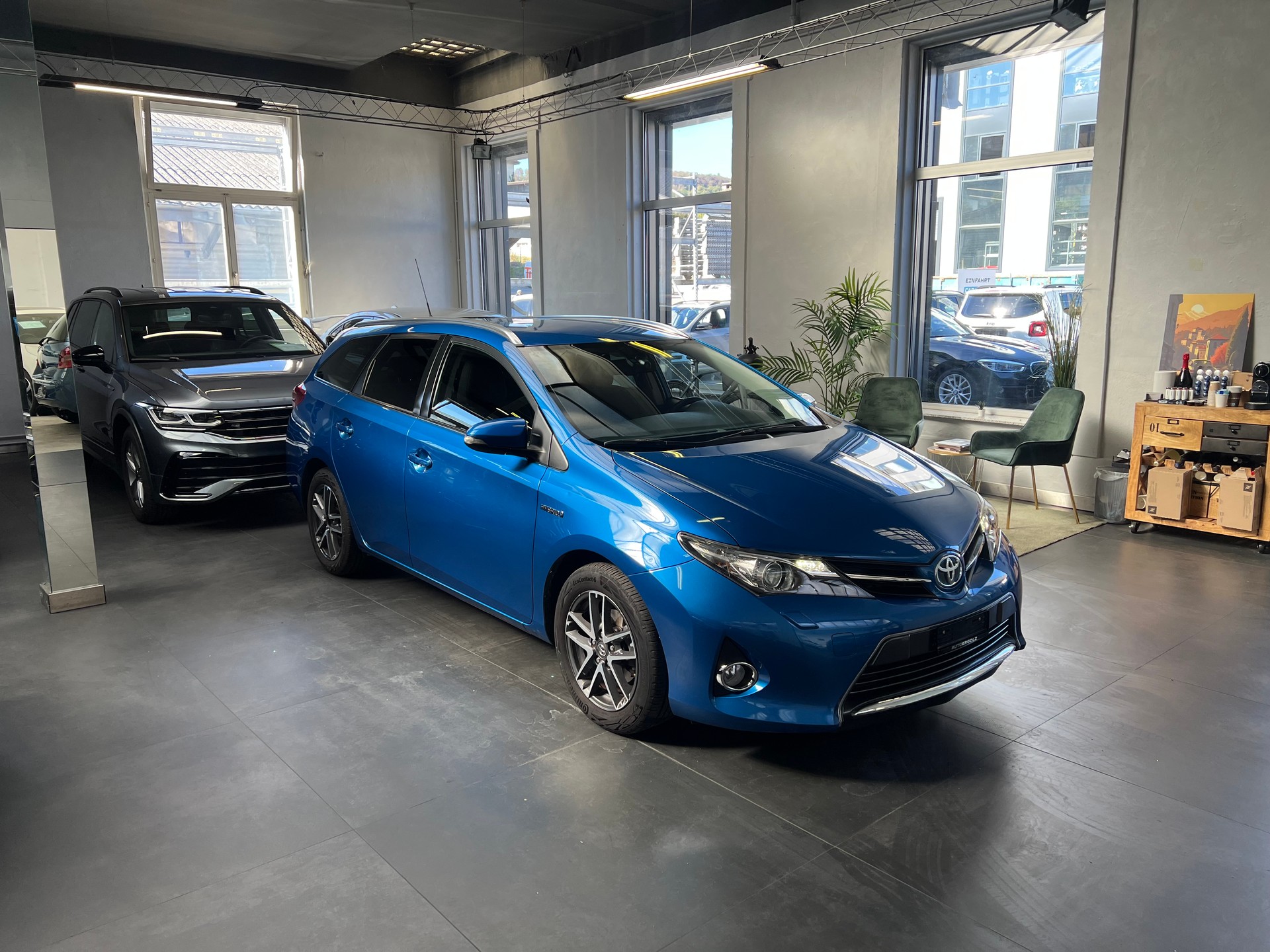 TOYOTA Auris Touring Sports 1.8 16V HSD Linea Trend-image-2