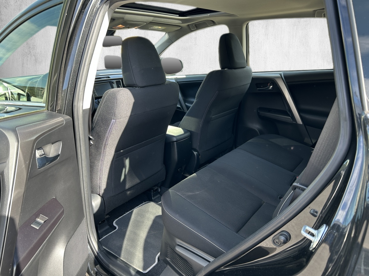 TOYOTA RAV-4 2.5 HSD Sol e-CVT-image-9